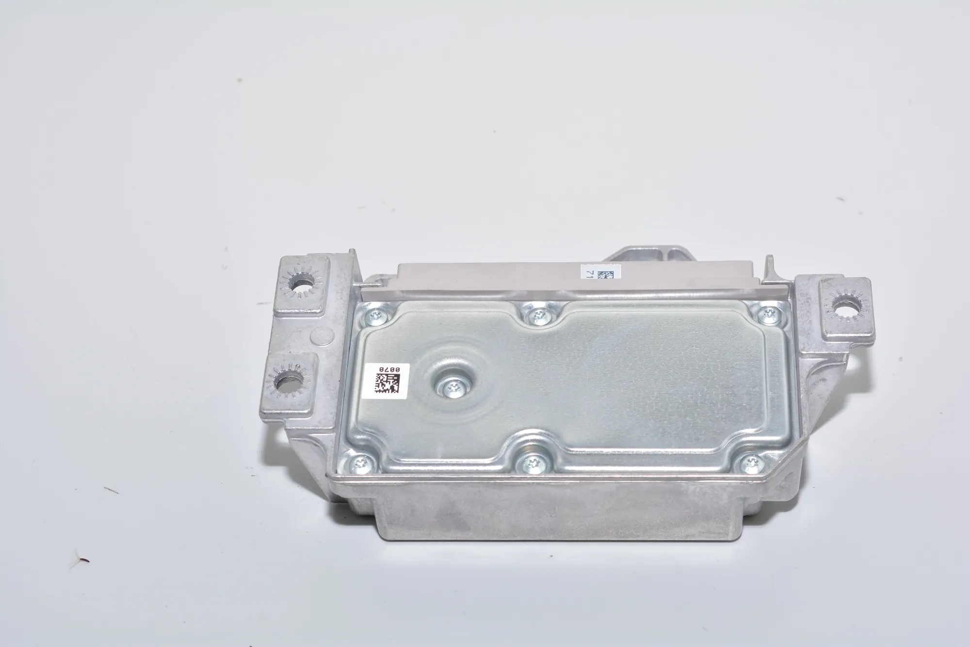 SRS Control Unit – OEM 0285010070 · BMW 1 (E81) 118 d 2009 – 3