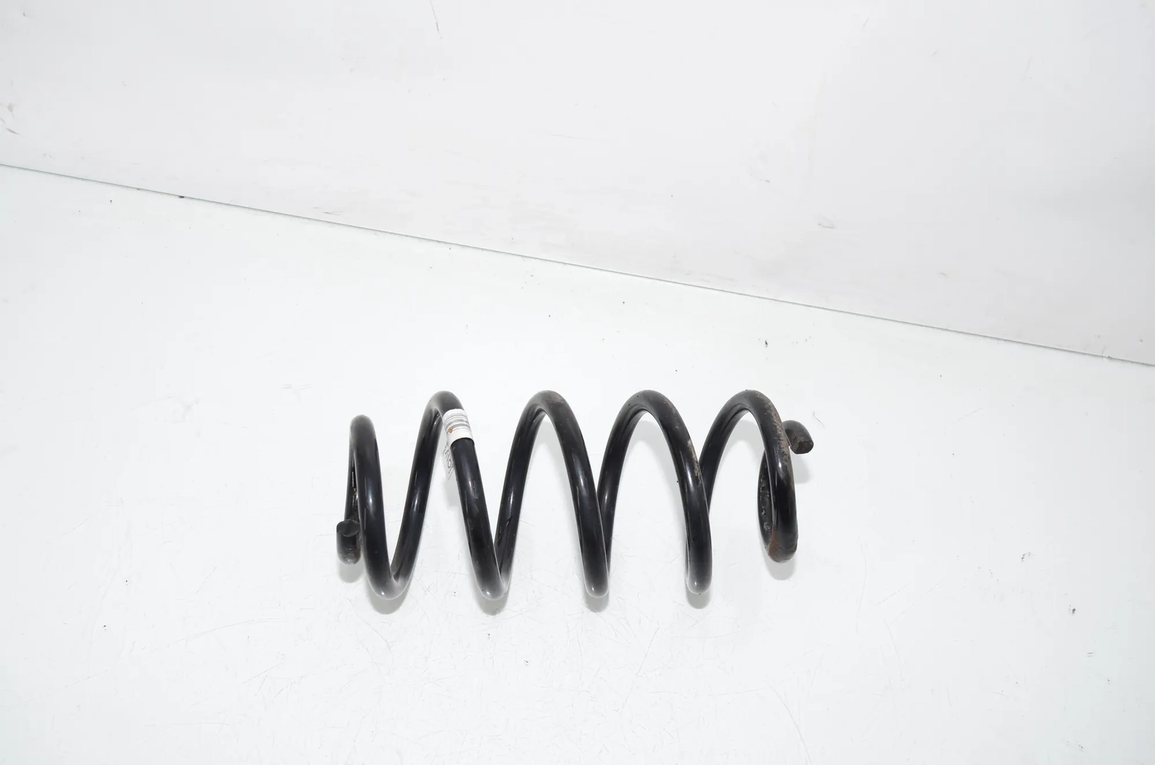 Rear Right Coil Spring – OEM 6872298 · BMW X1 (F48) xDrive 18 d 2016 – 4