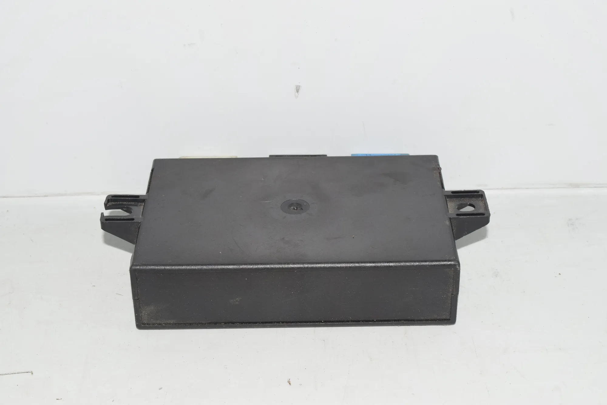 PDC Parking Sensor Control Unit – OEM 6900412 · BMW 5 (E39) BMW 5 (E39) 2000 – 3