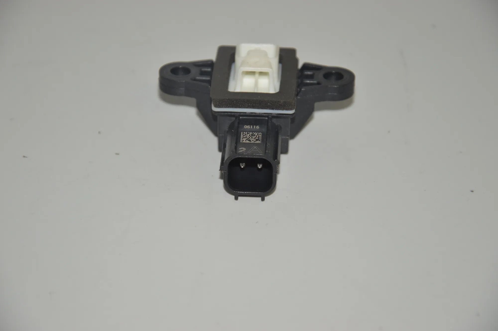 Front Right Impact Sensor – OEM CK52-14C676-AA · LAND ROVER DISCOVERY IV (L319) 3.0 TD 4x4 2016