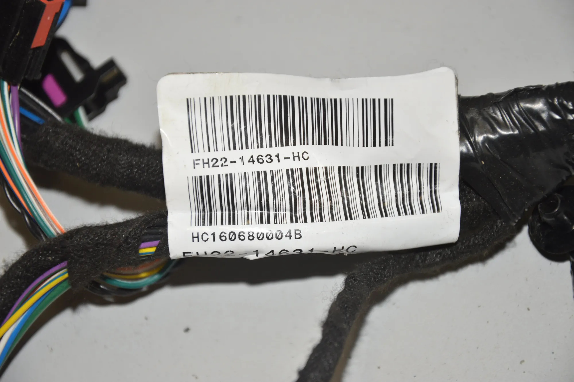 Front Left Door Wiring – OEM FH22-14631-HC · LAND ROVER DISCOVERY IV (L319) 3.0 TD 4x4 2016 – 4