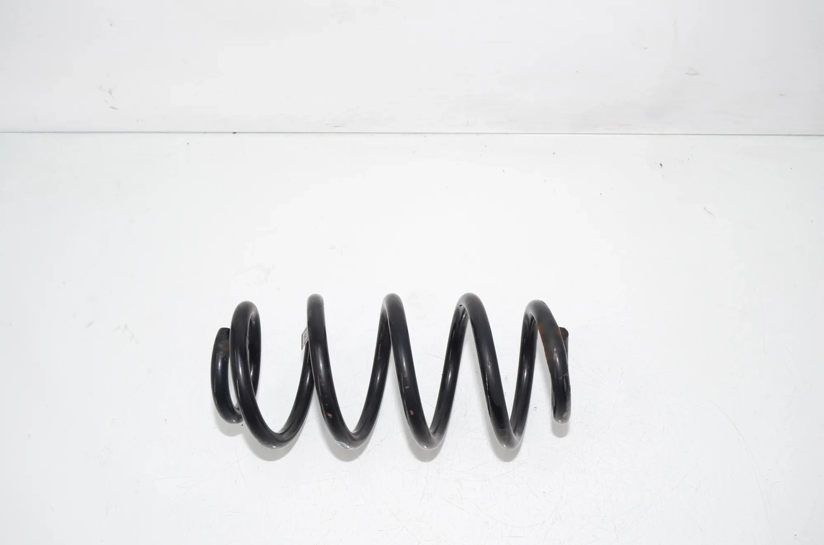 Rear Left Coil Spring – OEM 6872298 · BMW X1 (F48) xDrive 18 d 2016 – 2