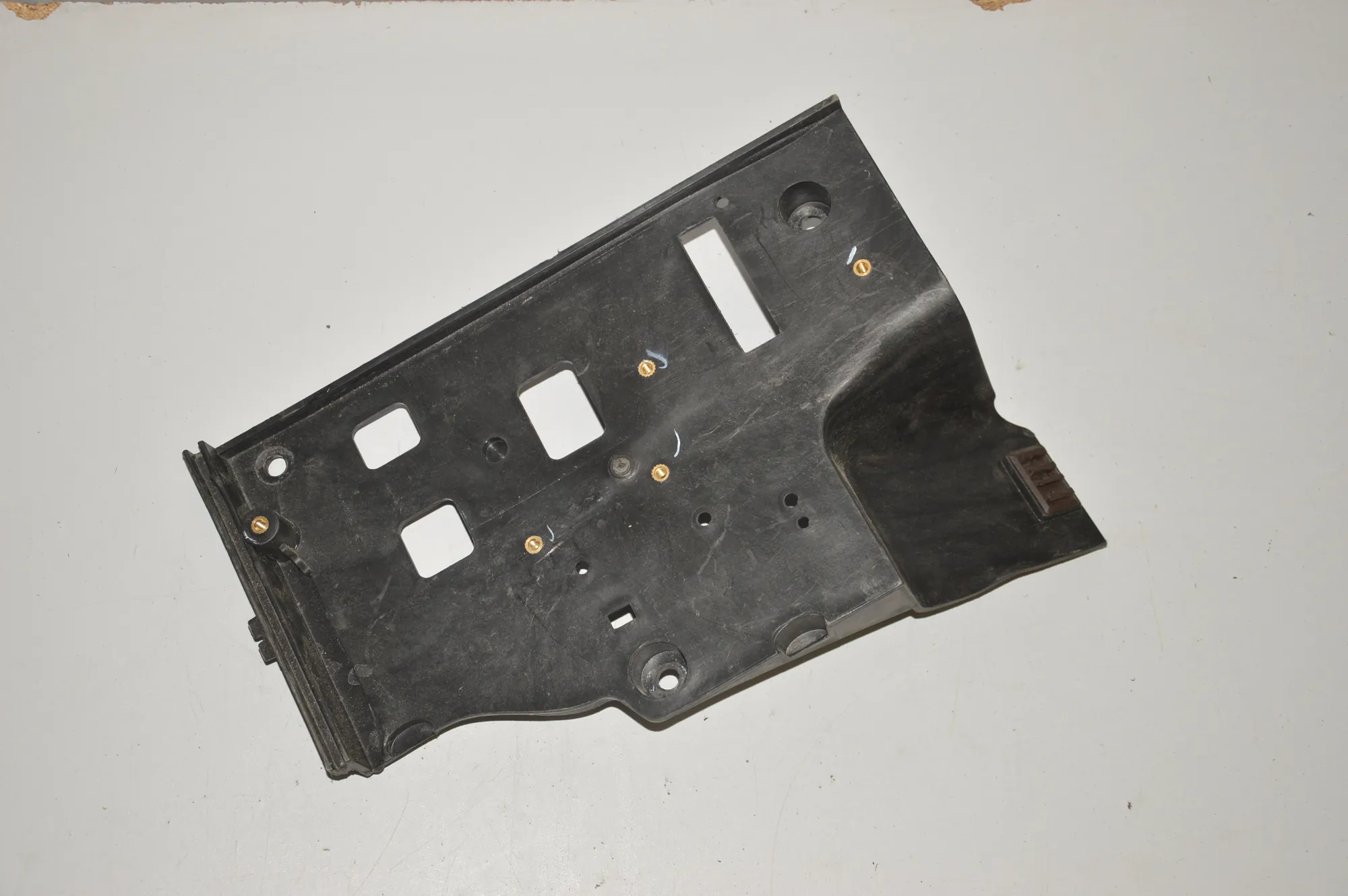 Other Body Parts – OEM EH22-18N378-BB · LAND ROVER DISCOVERY IV (L319) 3.0 TD 4x4 2016 – 2
