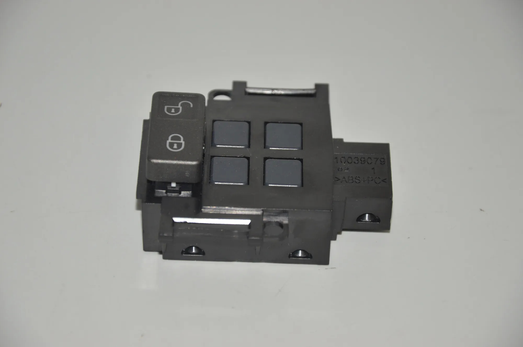 Other Control Units – OEM AH22-14017-AA · LAND ROVER DISCOVERY IV (L319) 3.0 TD 4x4 2016