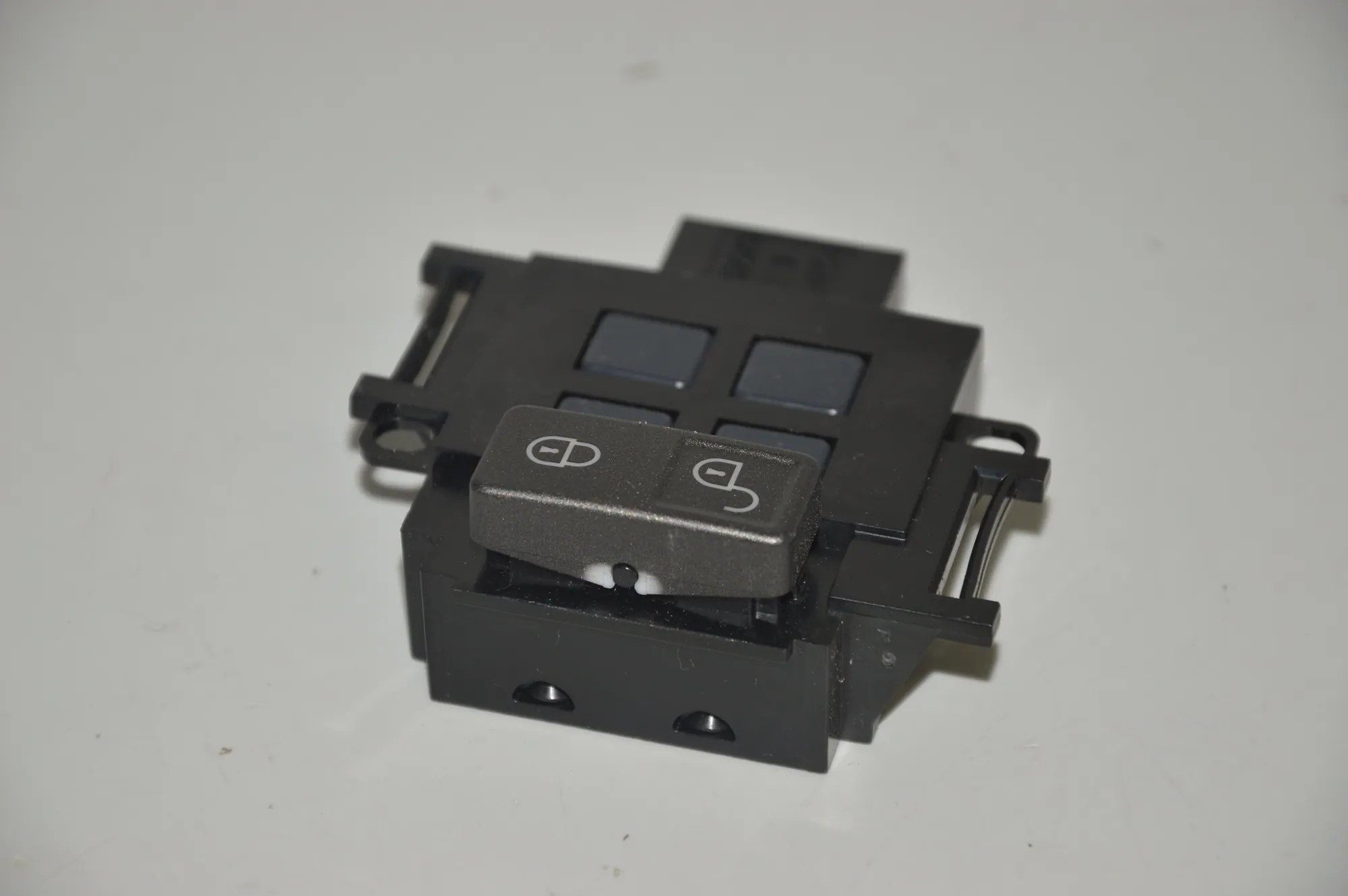 Other Control Units – OEM AH22-14017-BA · LAND ROVER DISCOVERY IV (L319) 3.0 TD 4x4 2016 – 2