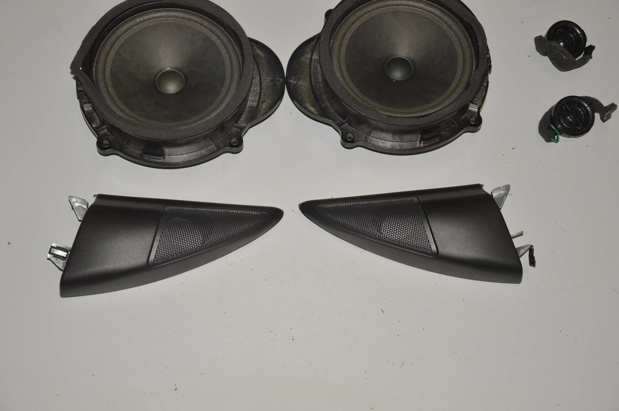 Sound Audio System Set – OEM 5H22-70451-HB · LAND ROVER DISCOVERY IV (L319) 3.0 TD 4x4 2016 – 5