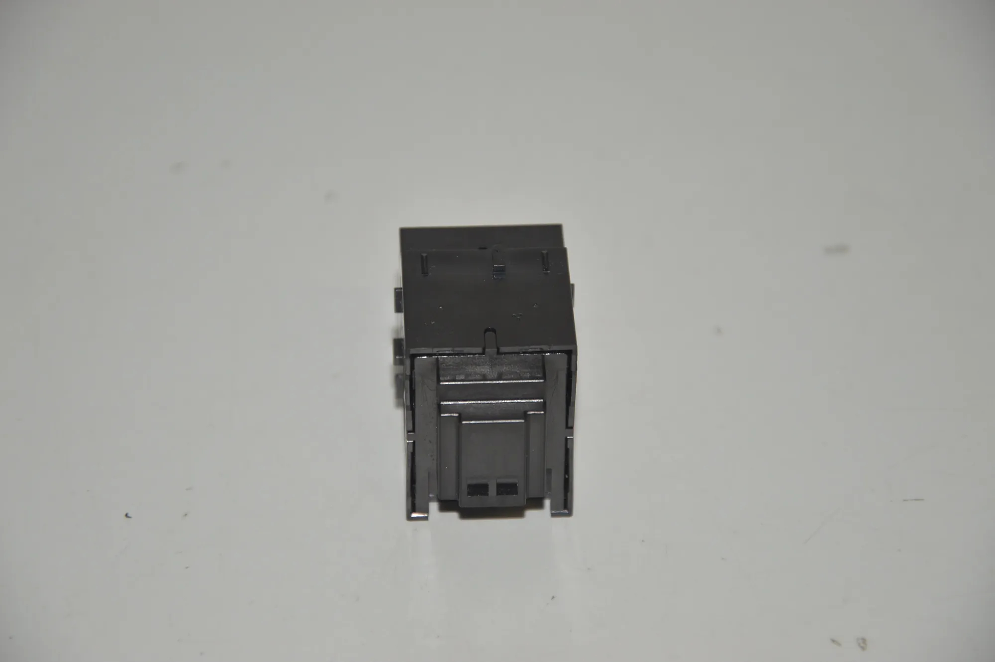 Other Control Units – OEM YUF500120PVJ · LAND ROVER DISCOVERY IV (L319) 3.0 TD 4x4 2016 – 3