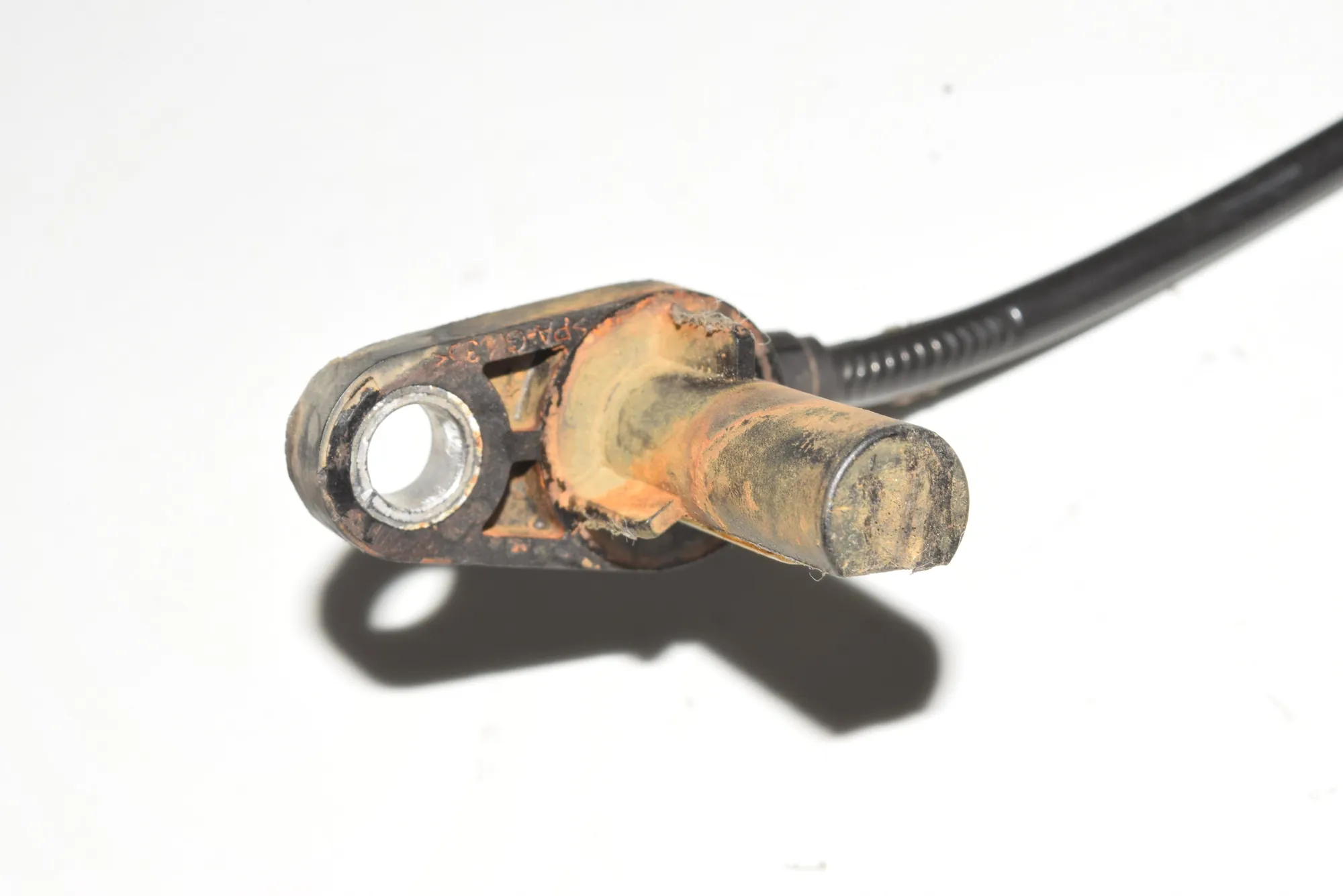 Front Left ABS Sensor – OEM 0265008266 · LAND ROVER DISCOVERY IV (L319) 3.0 TD 4x4 2016 – 3