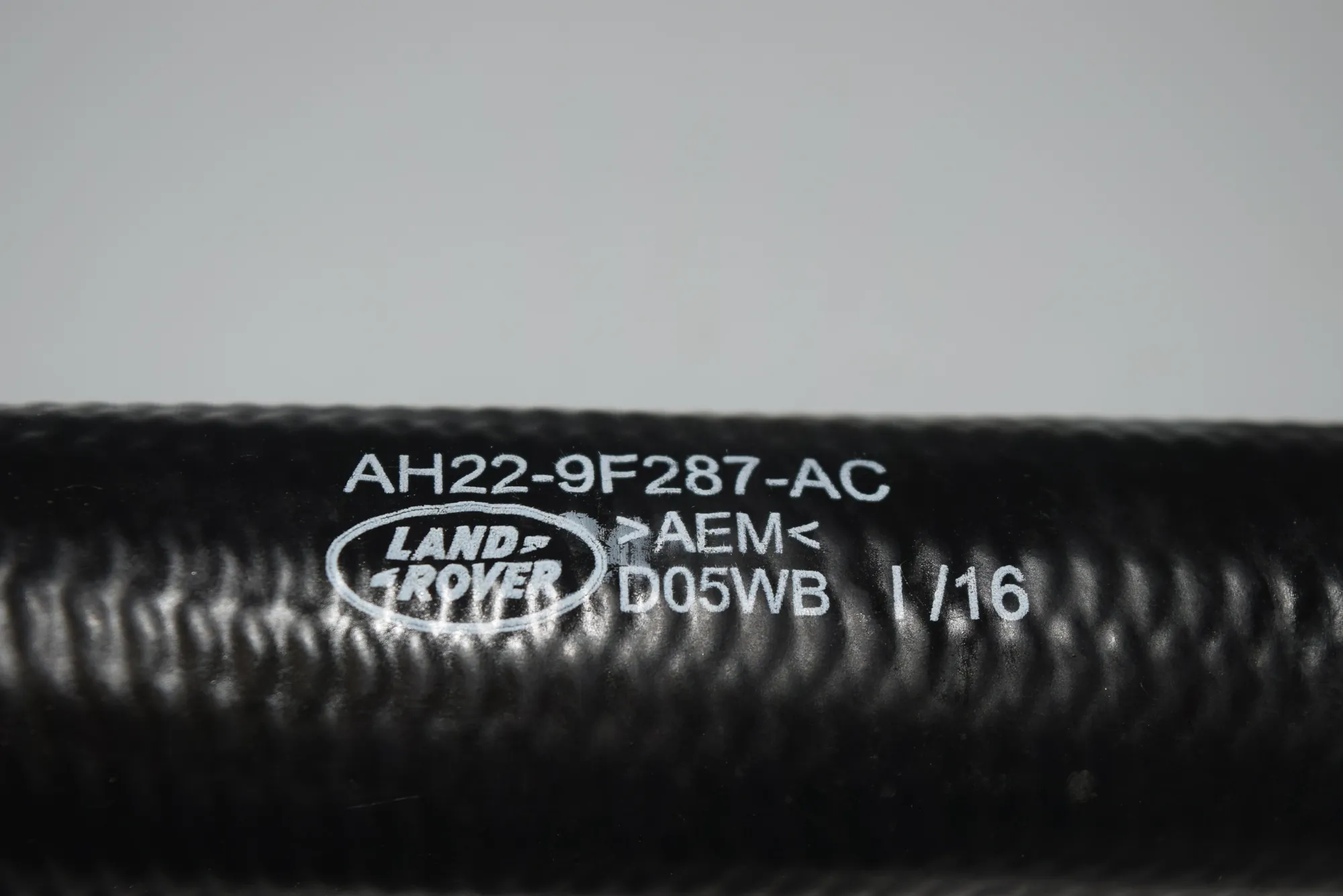 Pipe Hose – OEM AH22-9F287-AC · LAND ROVER DISCOVERY IV (L319) 3.0 TD 4x4 2016 – 3