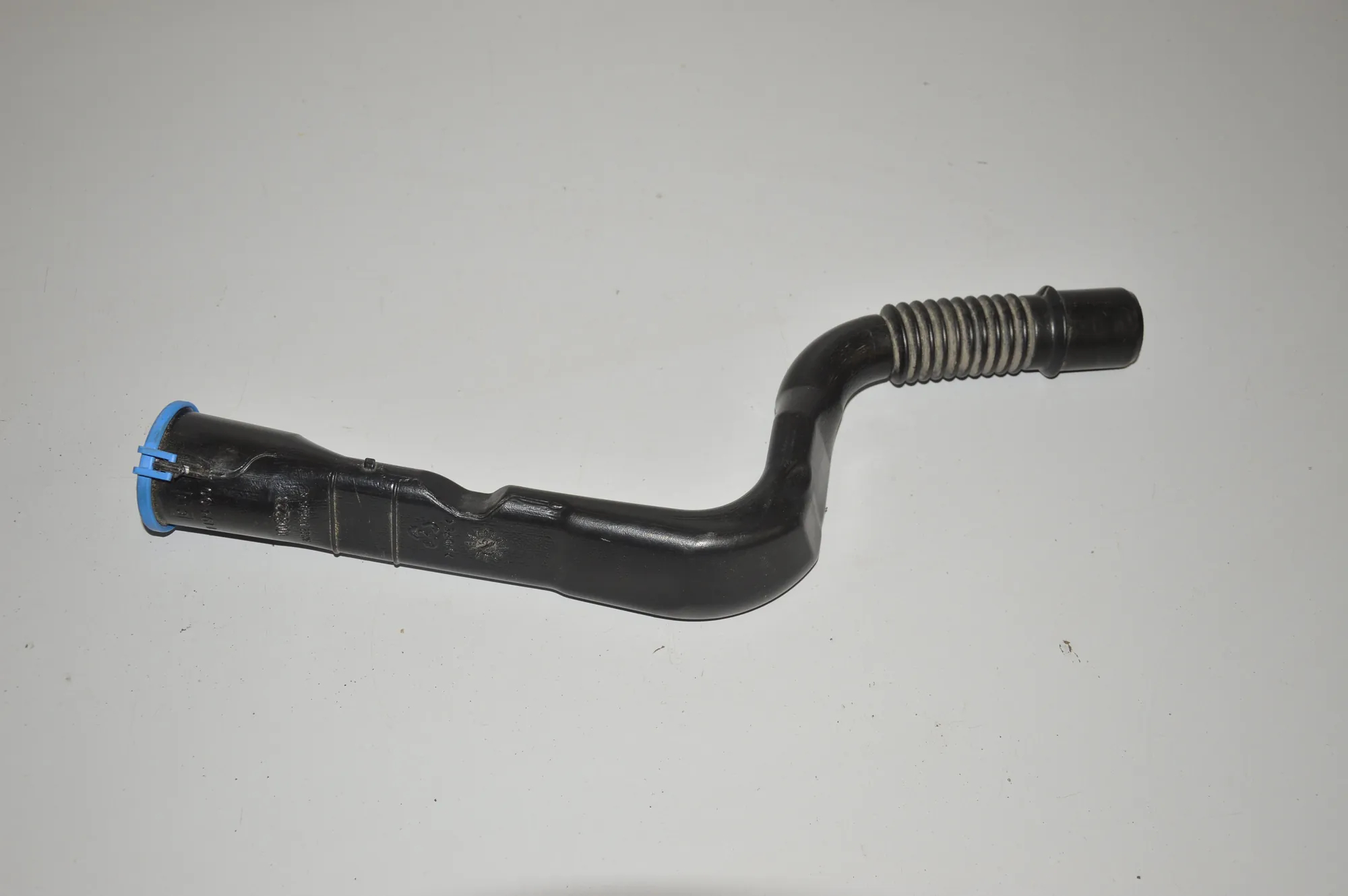 Pipe Hose – OEM AH22-17N605-AB · LAND ROVER DISCOVERY IV (L319) 3.0 TD 4x4 2016 – 2