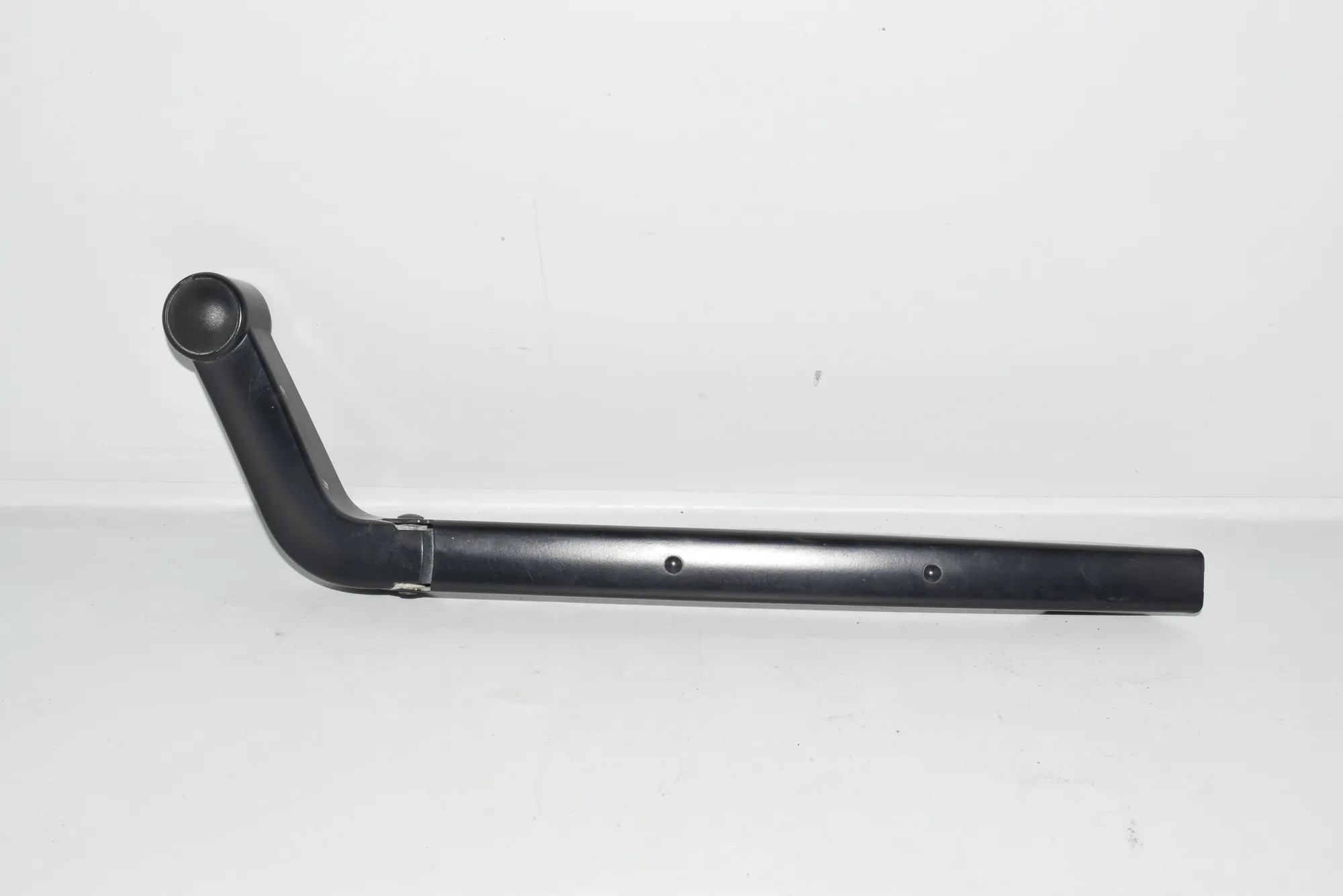 Tailgate Window Wiper Arm – OEM 166460 · LAND ROVER DISCOVERY IV (L319) 3.0 TD 4x4 2016