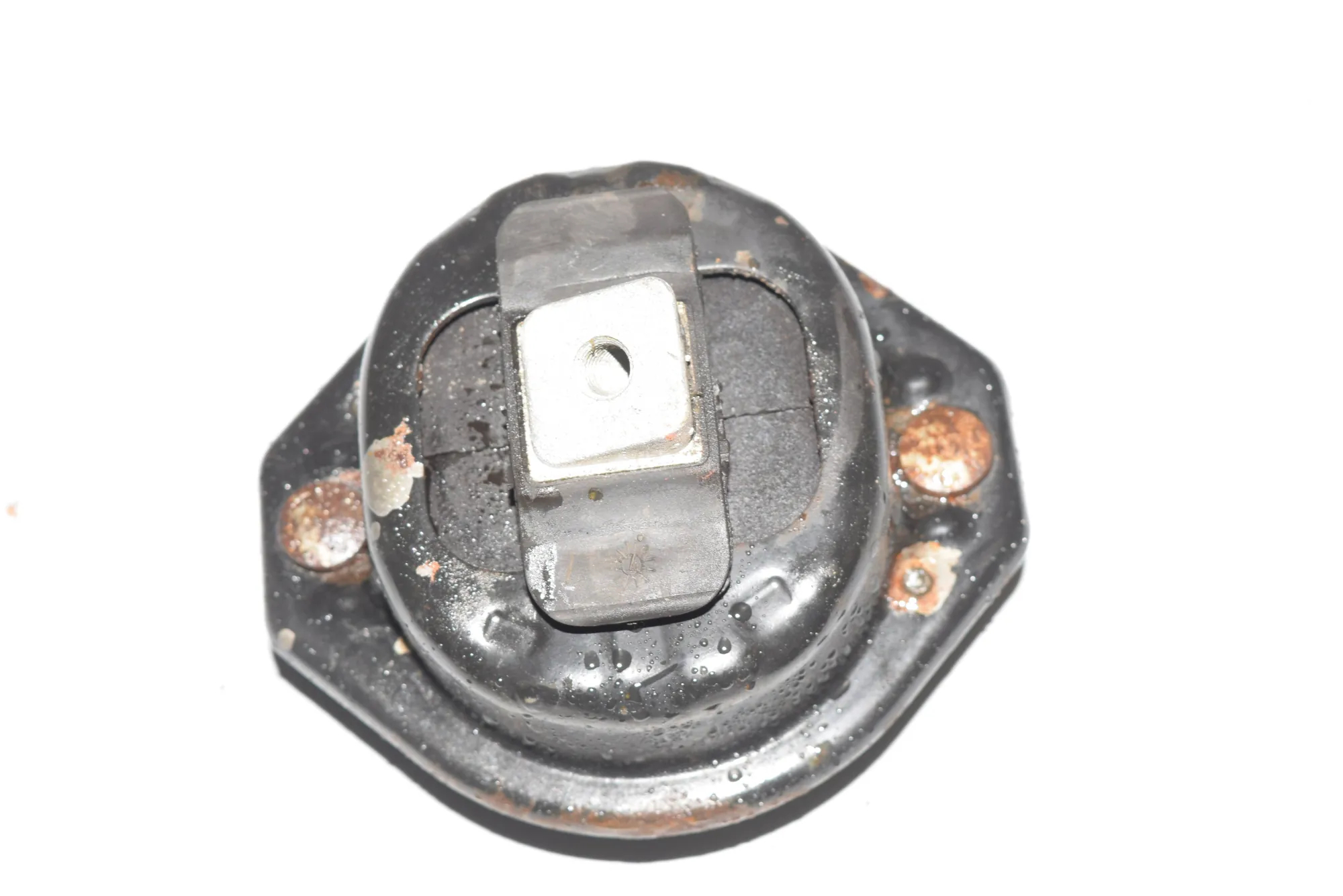 Left Side Engine Mount – OEM 6754613 · BMW 7 (E65, E66, E67) 745 i, Li 2004 – 2