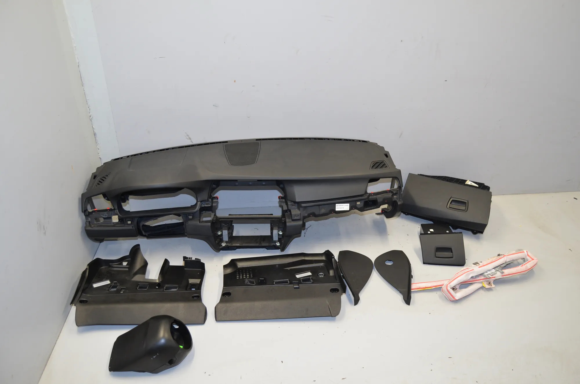 Dashboard – OEM 9207381 · BMW 5 Touring (F11) 530 d 2012