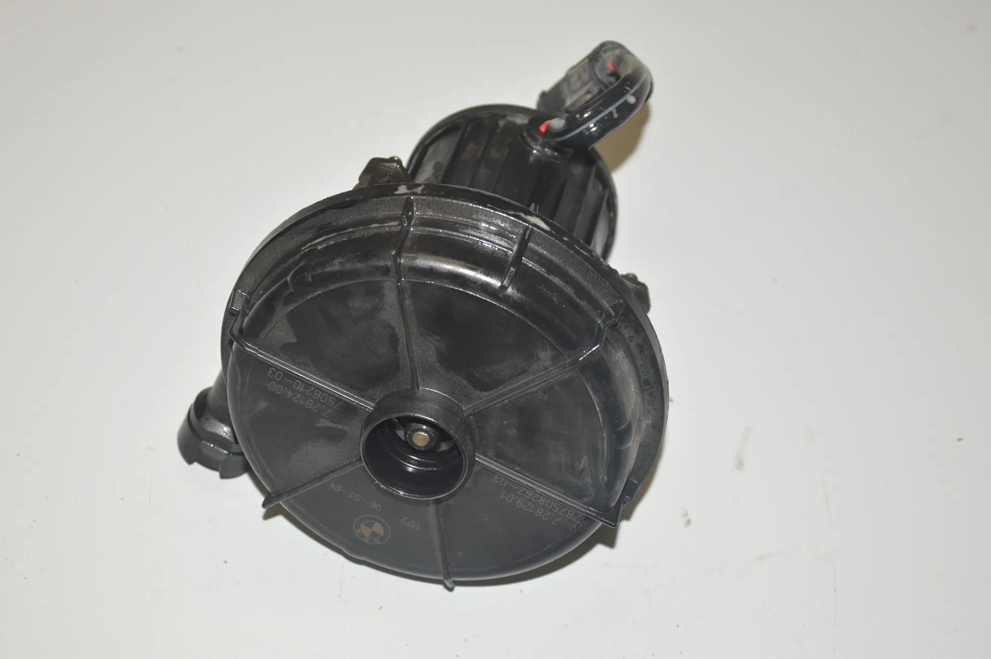 Other Engine Compartment Parts – OEM 7506210 · BMW 7 (E65, E66, E67) 745 i, Li 2004 – 2