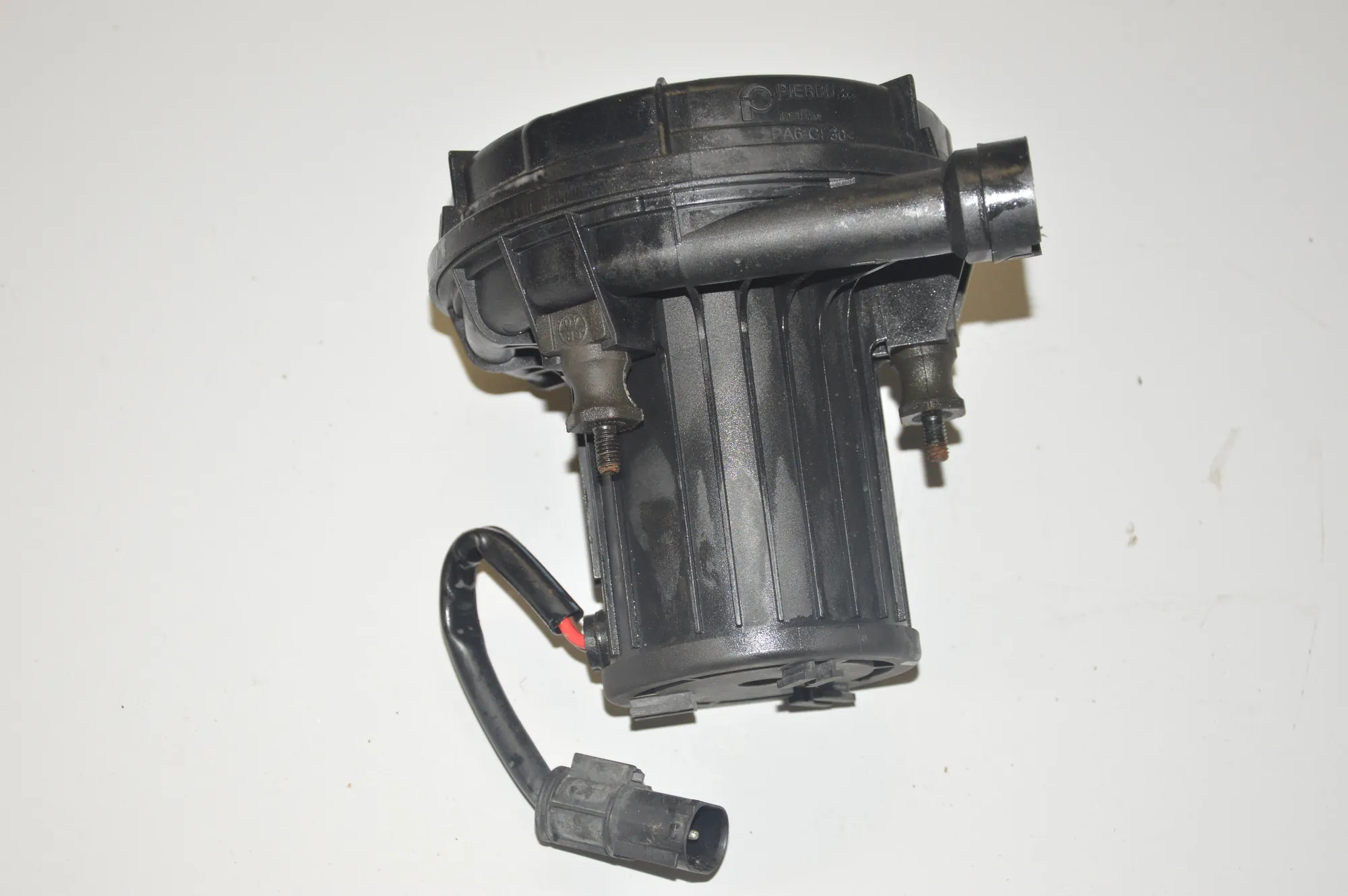 Other Engine Compartment Parts – OEM 7506210 · BMW 7 (E65, E66, E67) 745 i, Li 2004 – 3