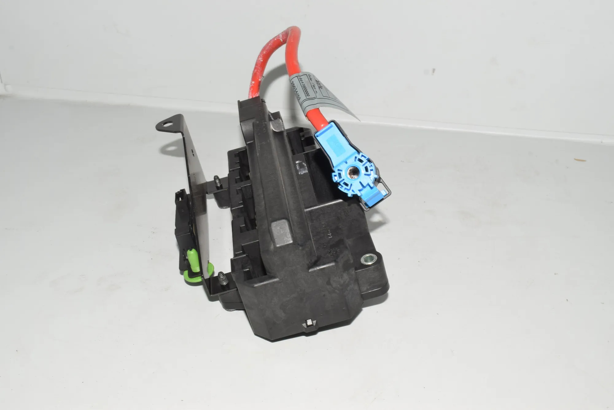 Fuse Box – OEM 6900583 · BMW 7 (E65, E66, E67) 745 i, Li 2004 – 4