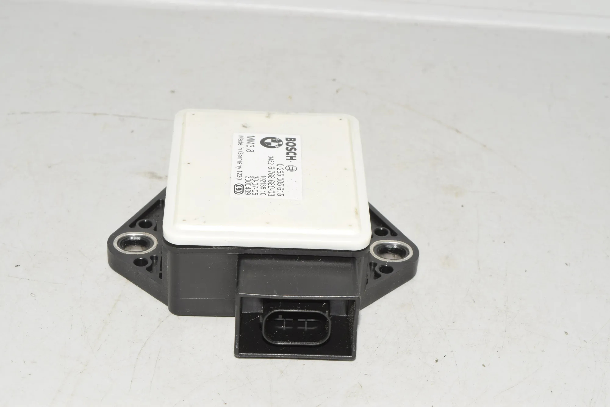 Acceleration Sensor – OEM 6768680BOSCH0265005615 · BMW 5 Touring (E61) 525 i 2005