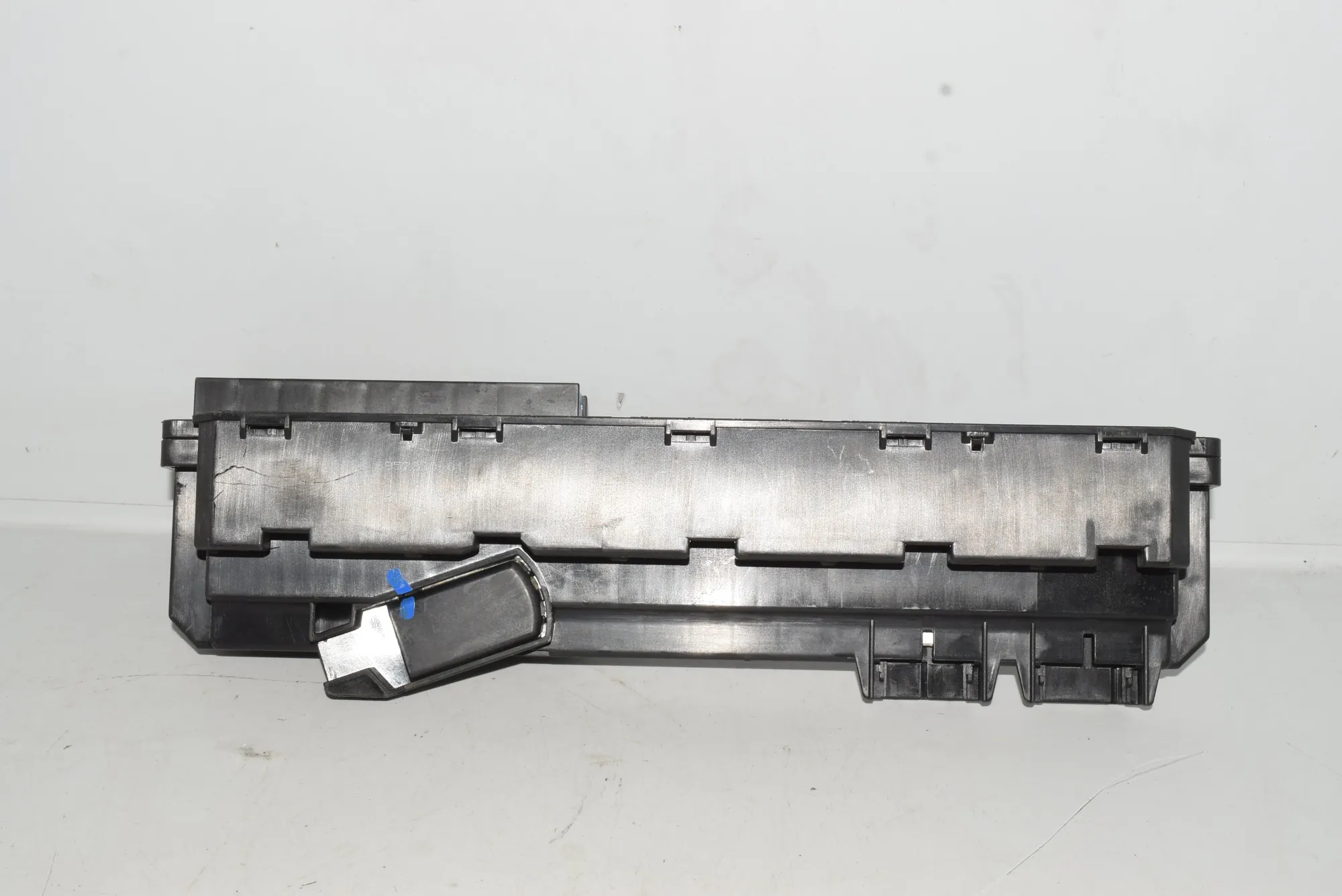 Fuse Box – OEM 6957330 · BMW 5 Touring (E61) 525 i 2005 – 4