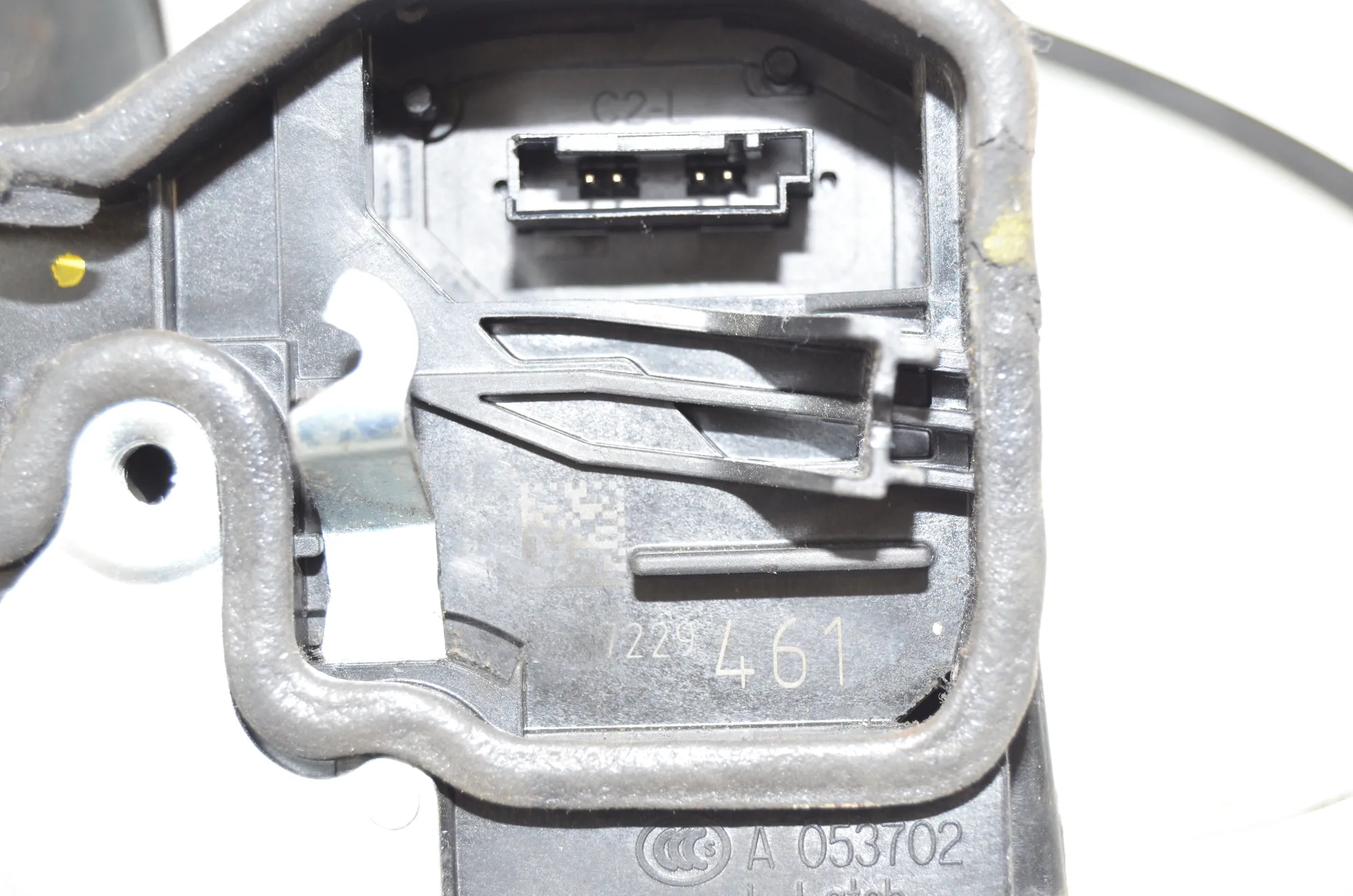 Front Left Door Lock – OEM 7229461 · BMW 5 Touring (F11) 530 d 2012 – 6