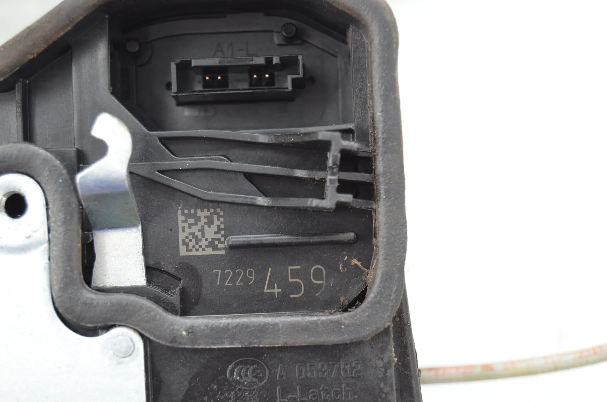 Front Left Door Lock – OEM 7229461 · BMW 5 Touring (F11) 530 d 2012 – 7