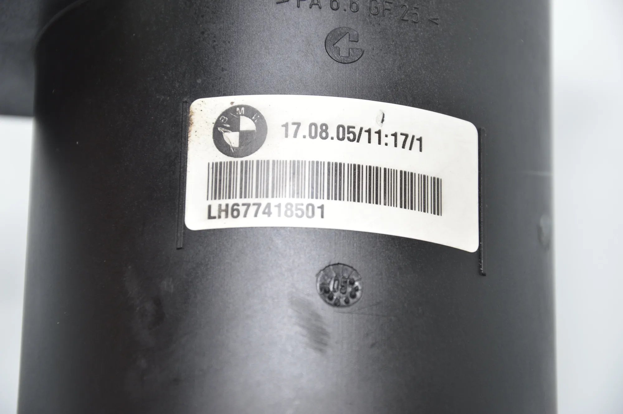 Power Steering Pump Tank – OEM 6774185 · BMW 5 Touring (E61) 525 i 2005 – 2