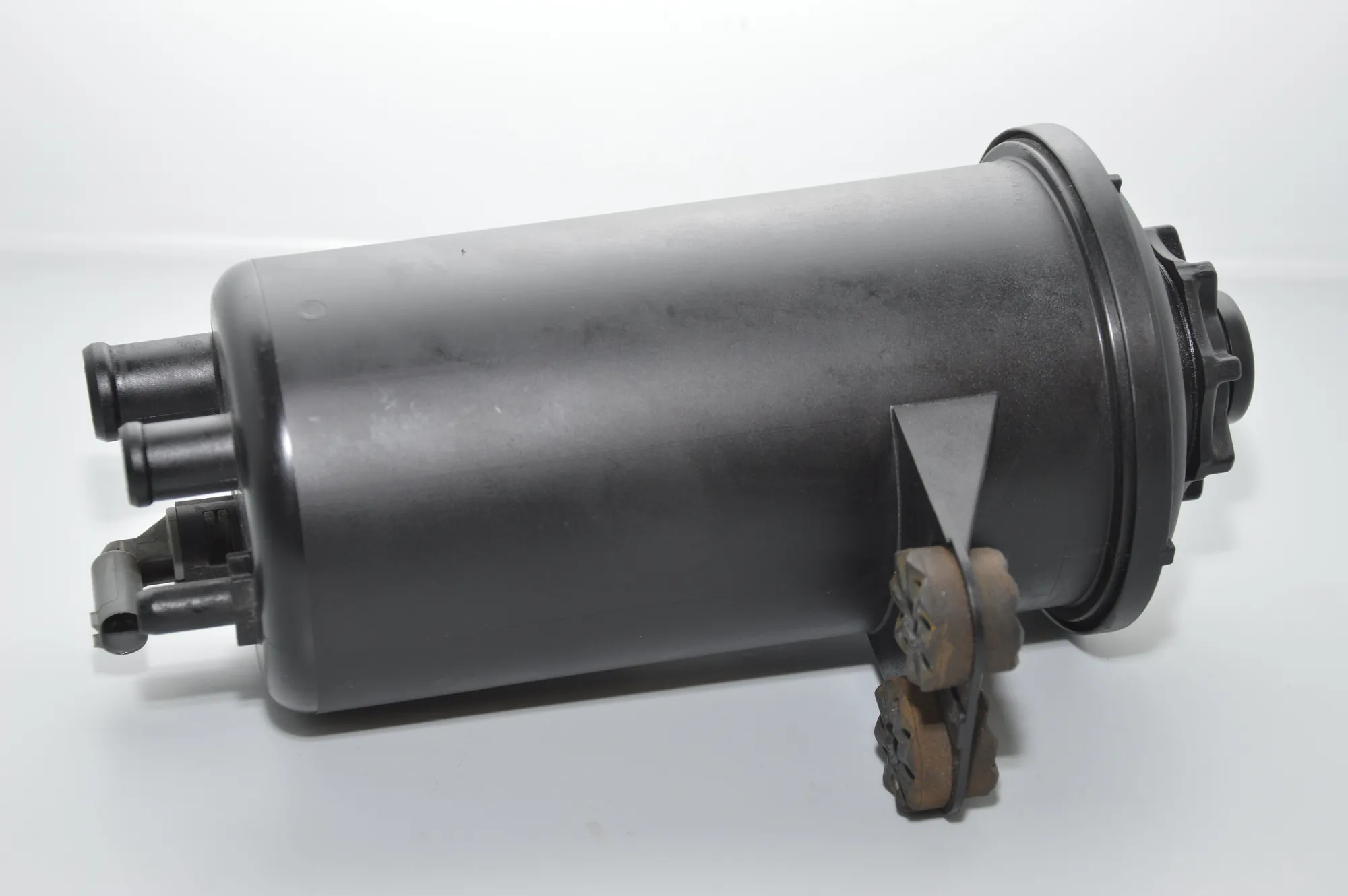 Power Steering Pump Tank – OEM 6774185 · BMW 5 Touring (E61) 525 i 2005 – 4