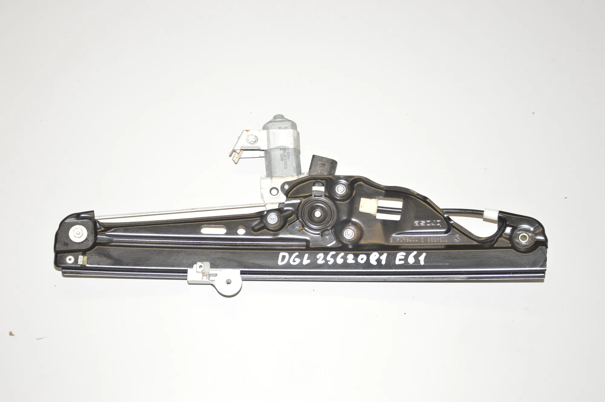 Rear Right Door Window Regulator – OEM 7034388 · BMW 5 Touring (E61) 525 i 2005 – 2