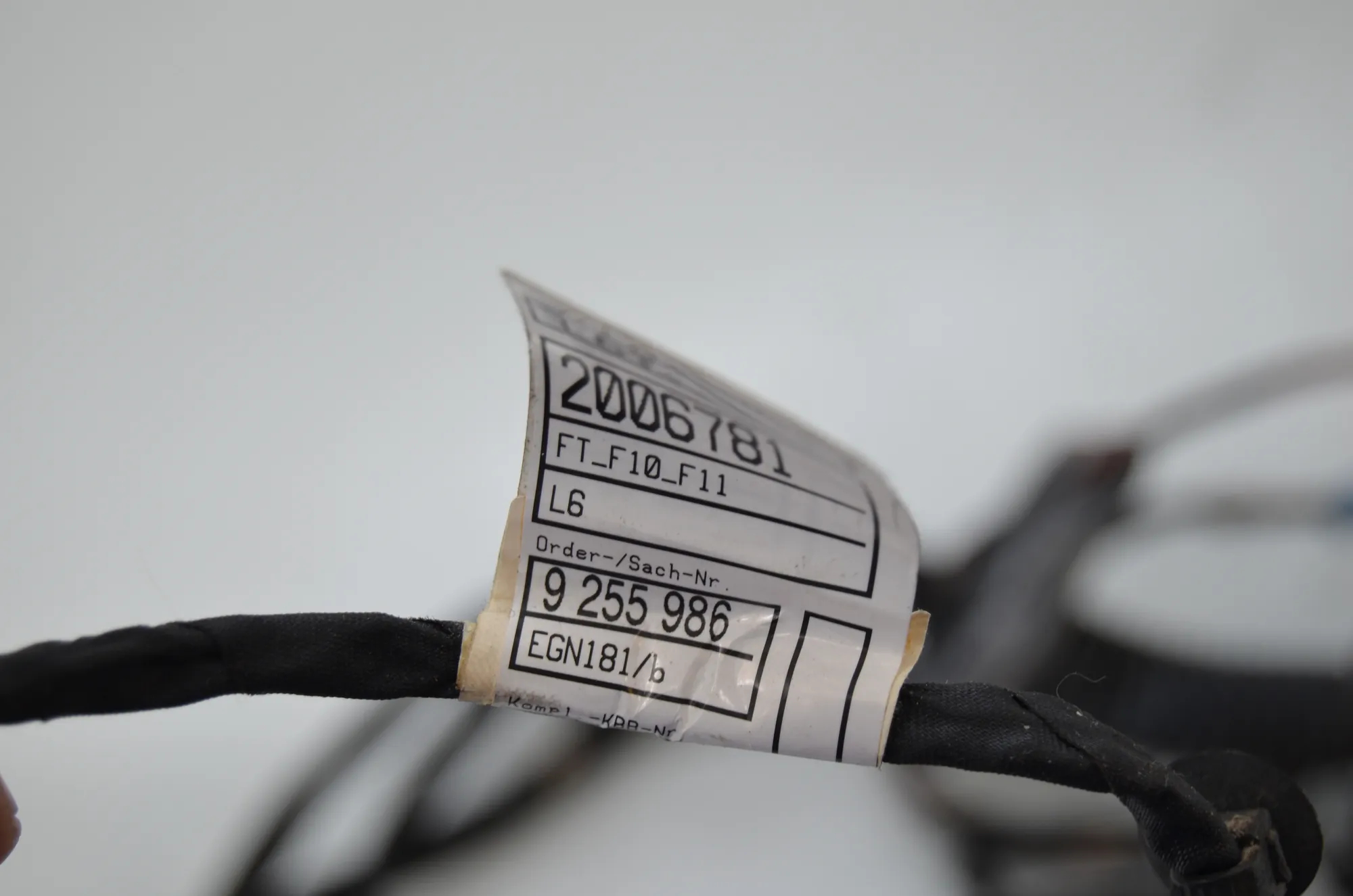 Front Left Door Wiring – OEM 9255986 · BMW 5 Touring (F11) 530 d 2012 – 6