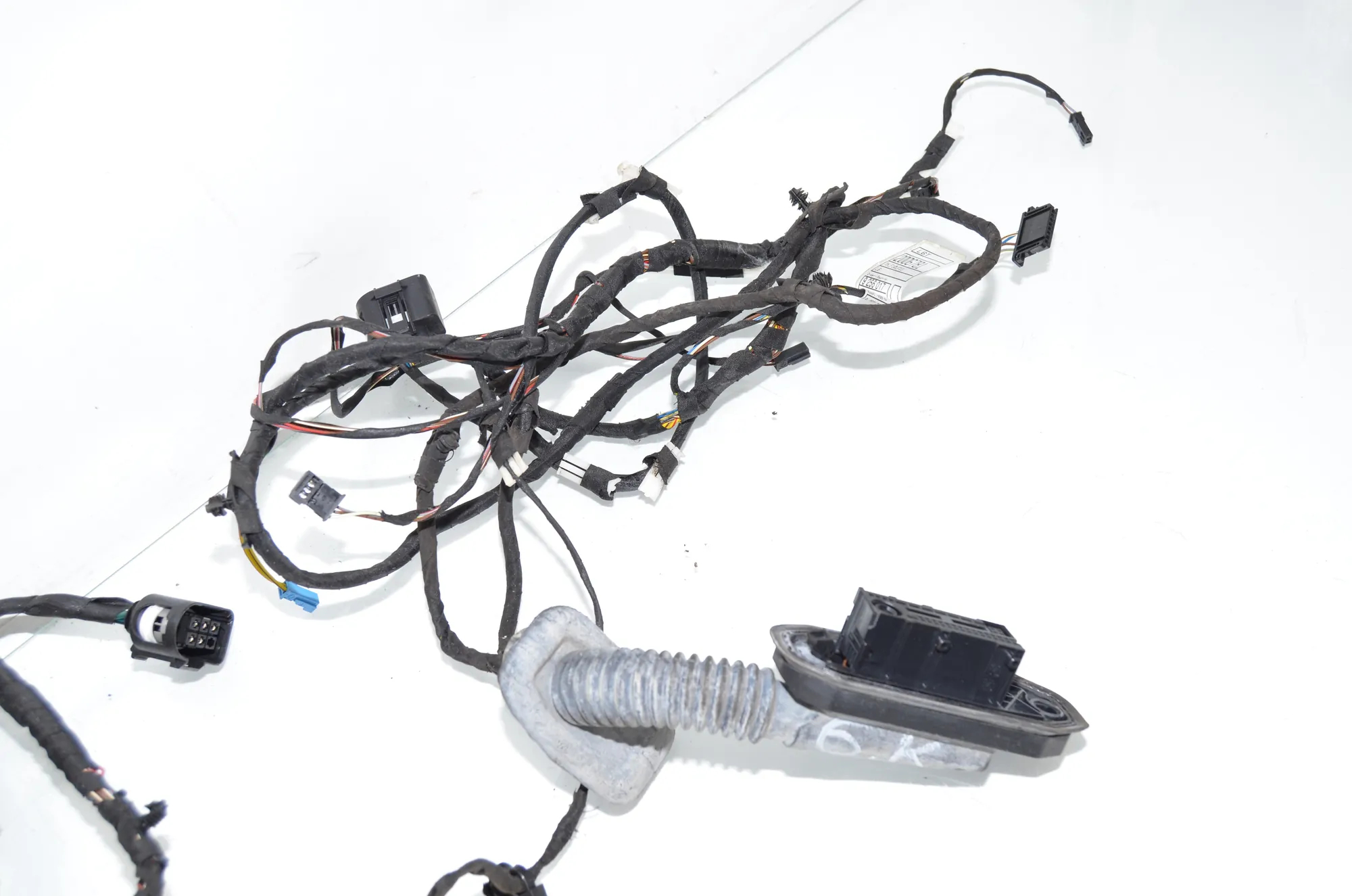 Front Left Door Wiring – OEM 9255986 · BMW 5 Touring (F11) 530 d 2012 – 3
