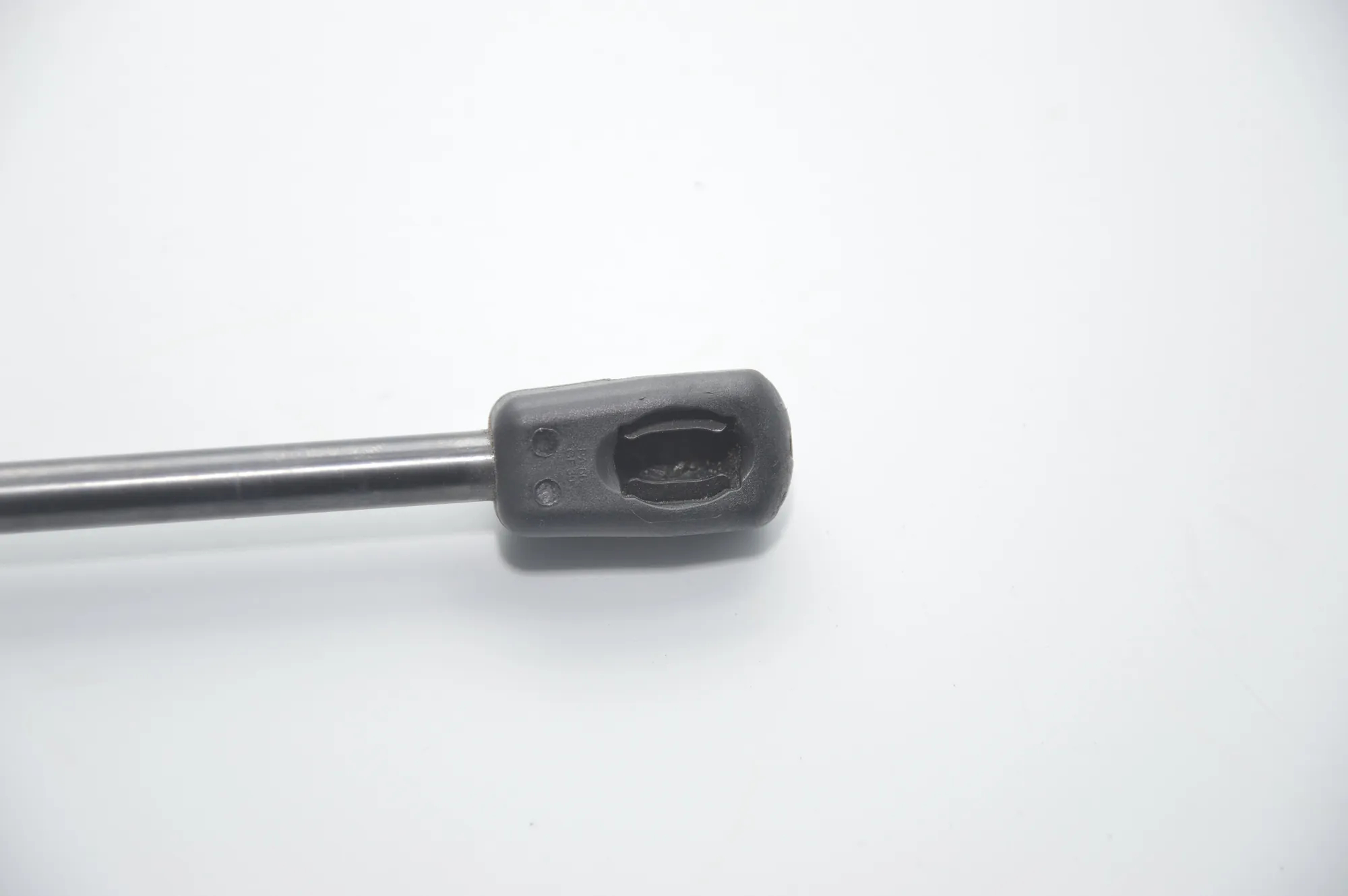 Front Left Bonnet Strut – OEM NA · BMW 5 Touring (F11) 520 d 2013 – 2