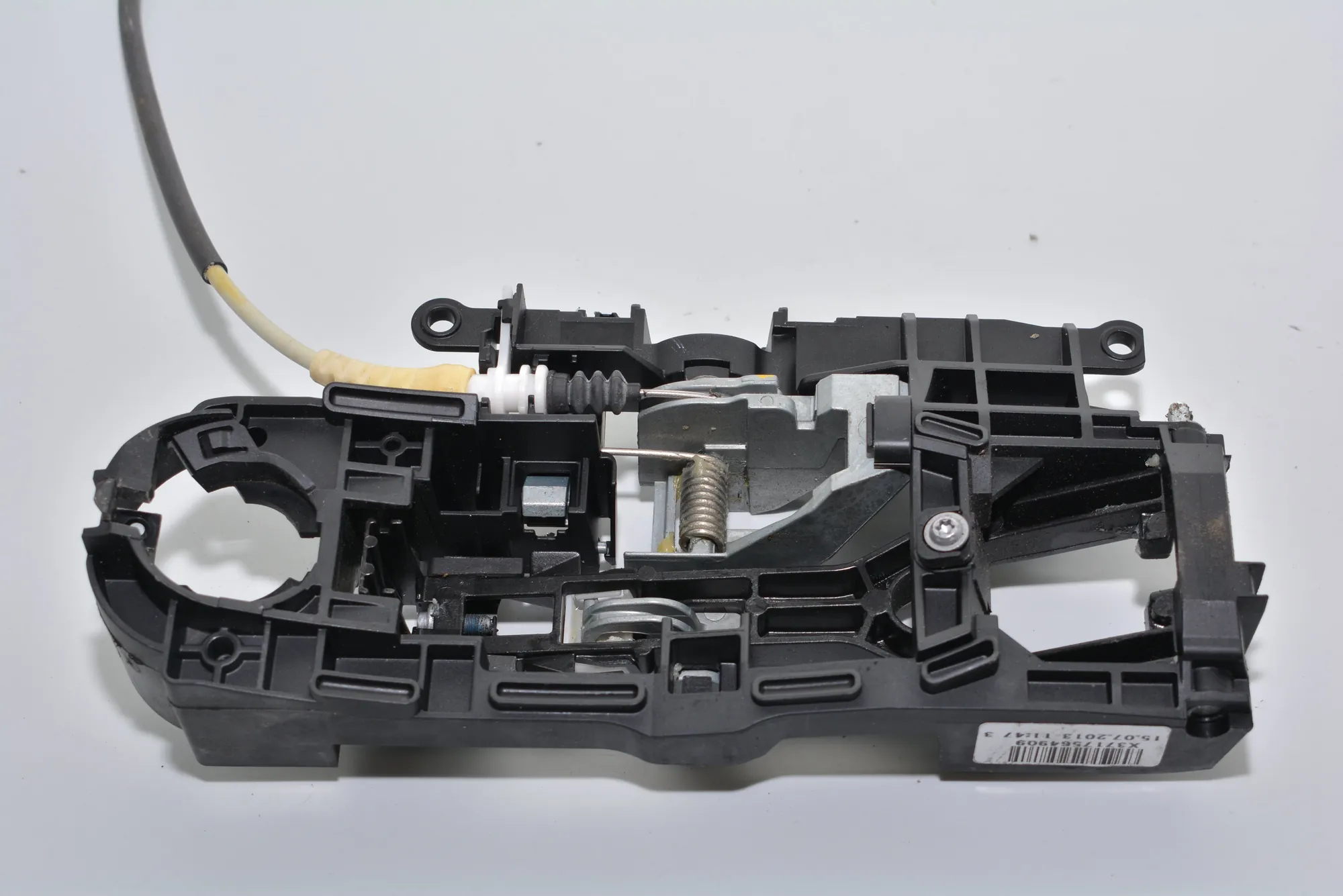 Rear Left Door Interior Handle Frame – OEM 7564909 · BMW 5 Touring (F11) 520 d 2013 – 3