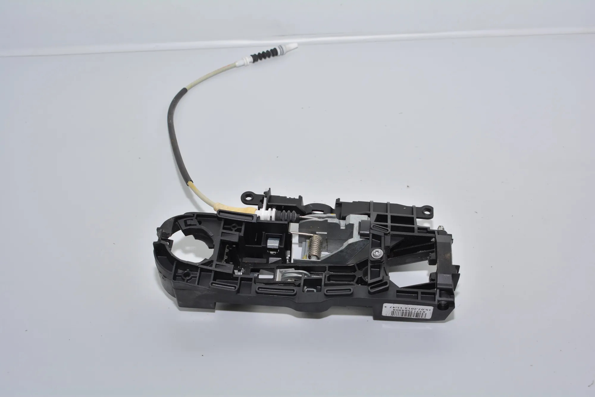 Rear Left Door Interior Handle Frame – OEM 7564909 · BMW 5 Touring (F11) 520 d 2013