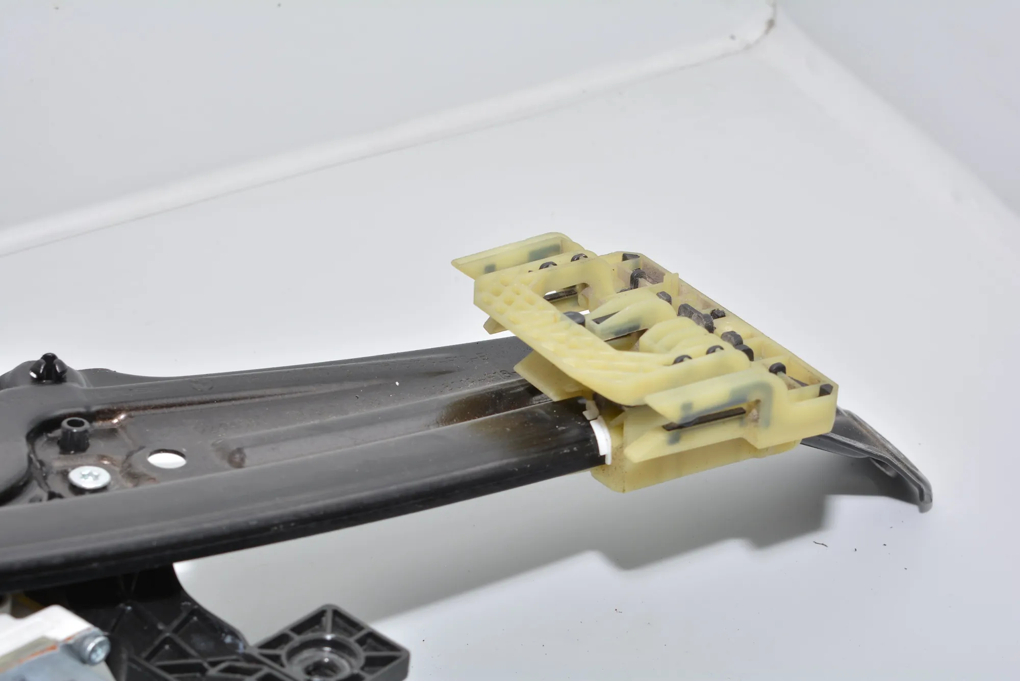 Rear Left Door Window Regulator – OEM 7182121 · BMW 5 Touring (F11) 520 d 2013 – 2