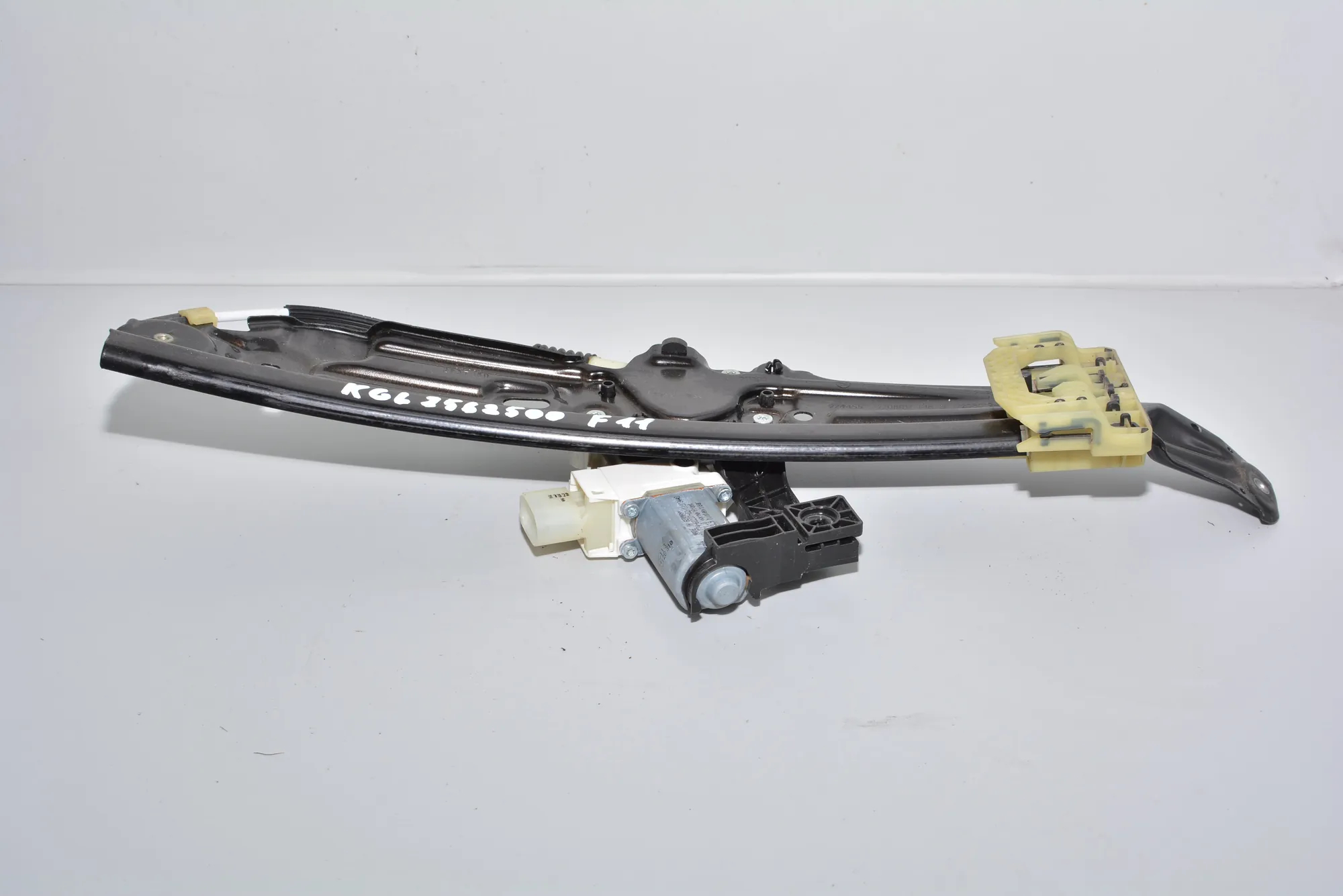 Rear Left Door Window Regulator – OEM 7182121 · BMW 5 Touring (F11) 520 d 2013