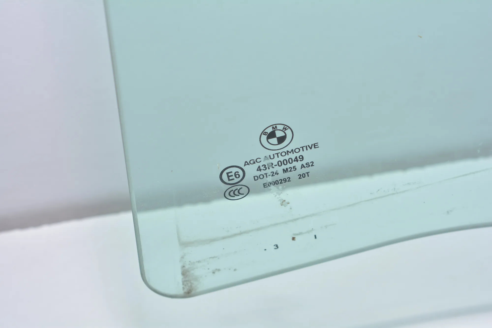 Rear Left Door Window – OEM NA · BMW 5 Touring (F11) 520 d 2013 – 2