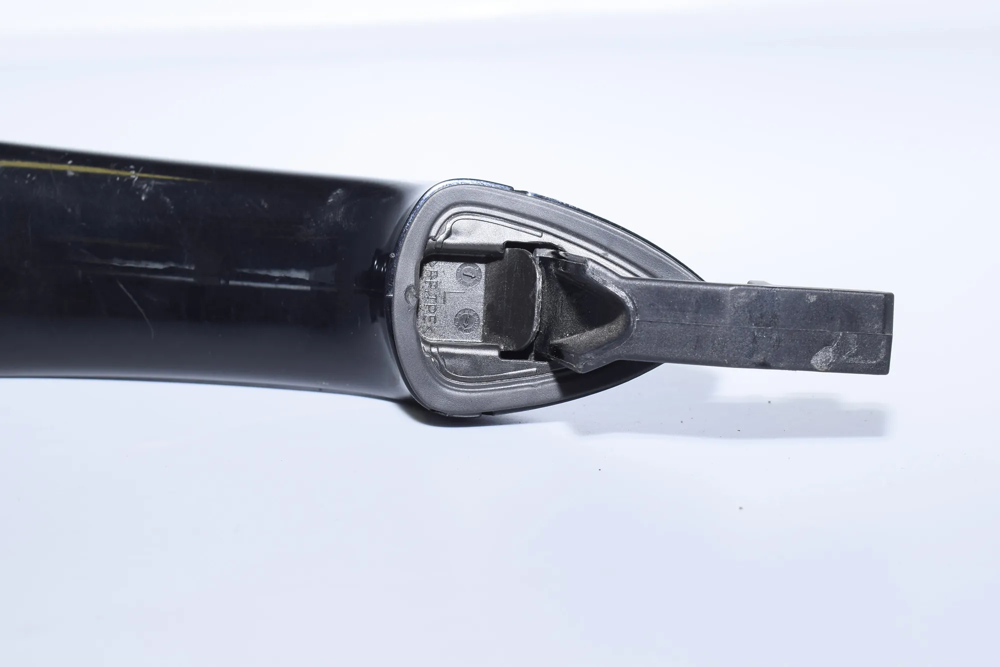 Front Left Door Exterior Handle – OEM NA · BMW 5 Touring (F11) 520 d 2013 – 10