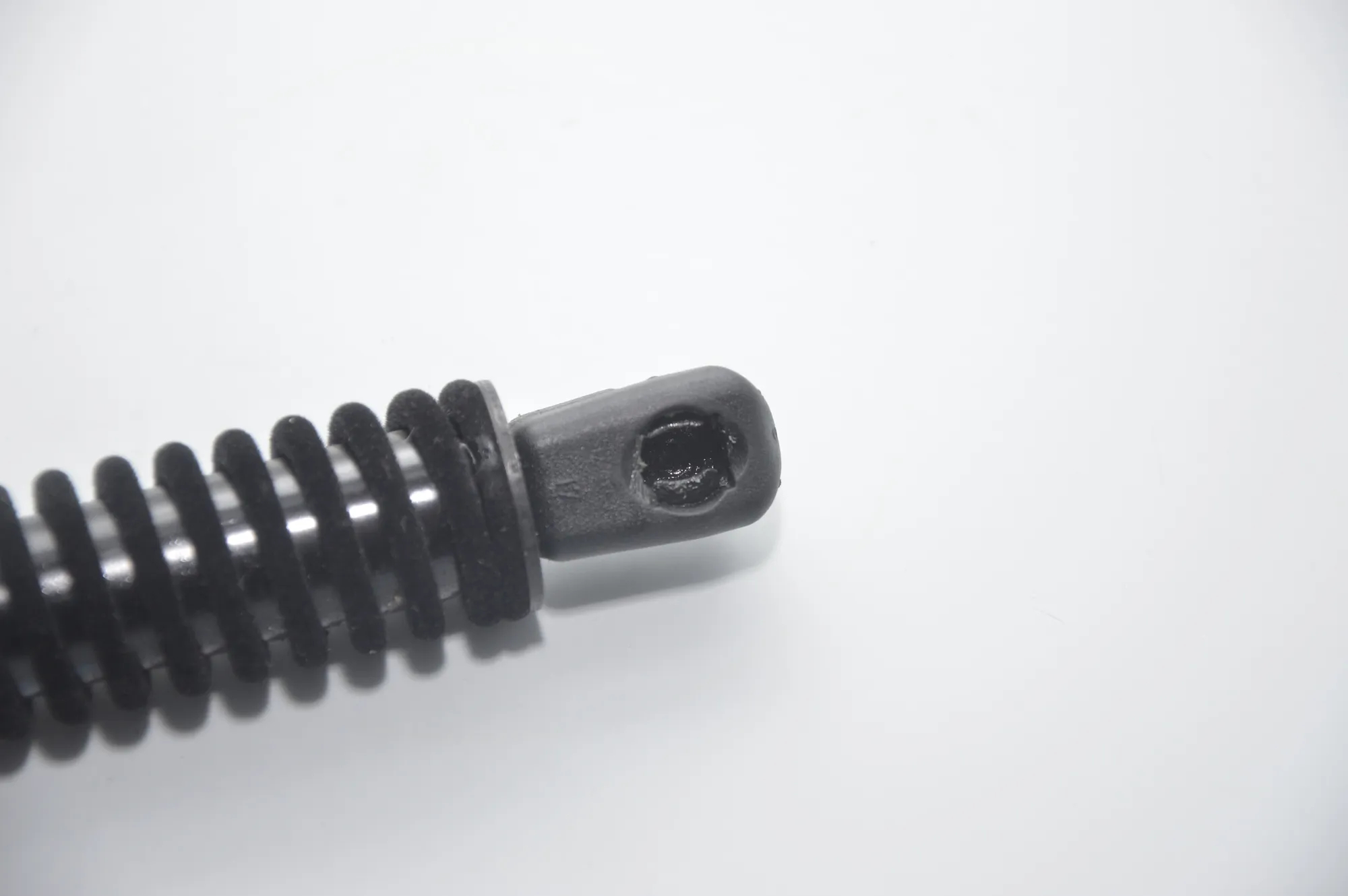 Left Side Tailgate Gas Strut – OEM 7210557 · BMW 5 Touring (F11) 520 d 2013 – 3