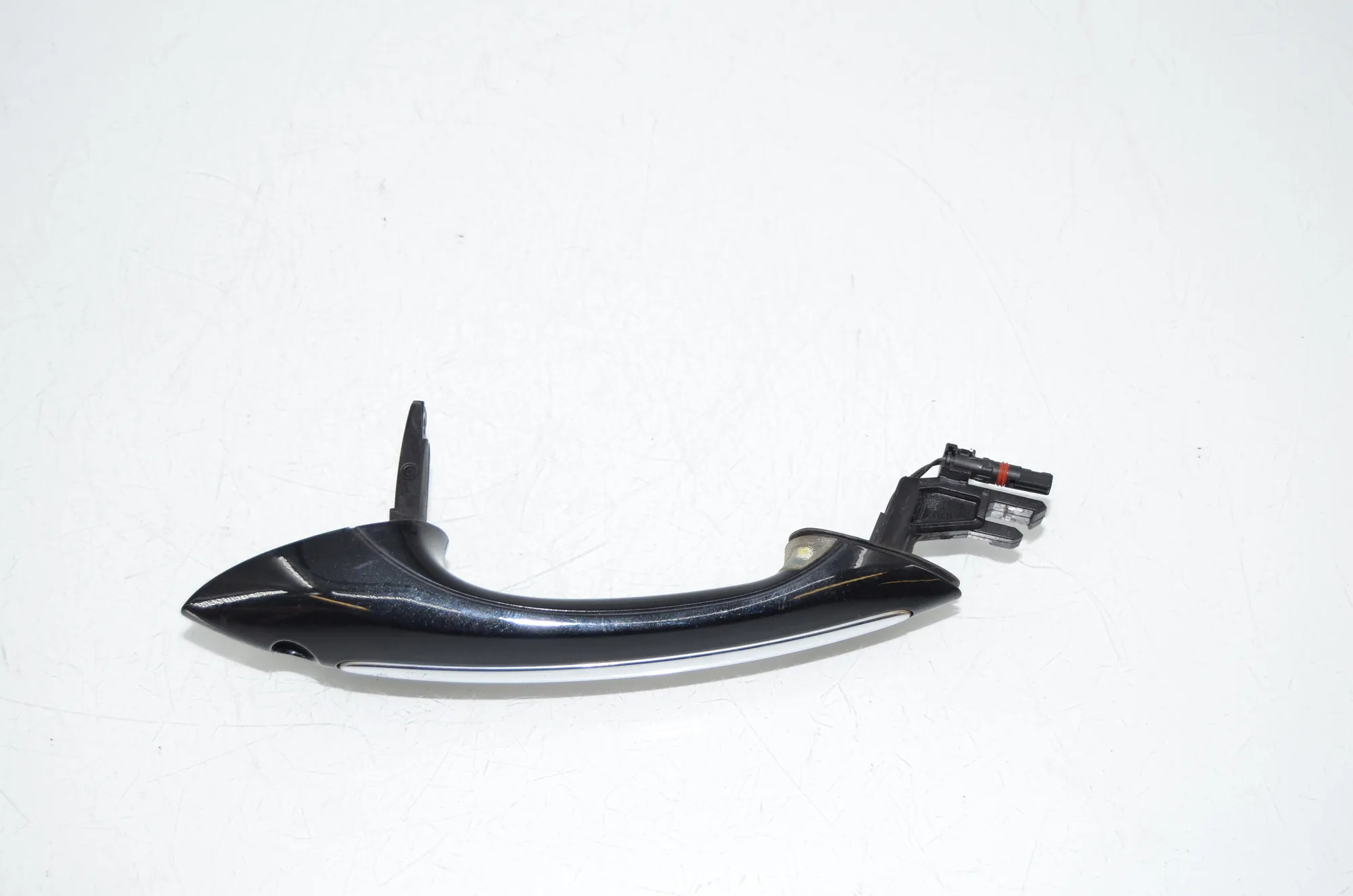Front Left Door Exterior Handle – OEM 7249975 · BMW 5 Touring (F11) 530 d 2012 – 2