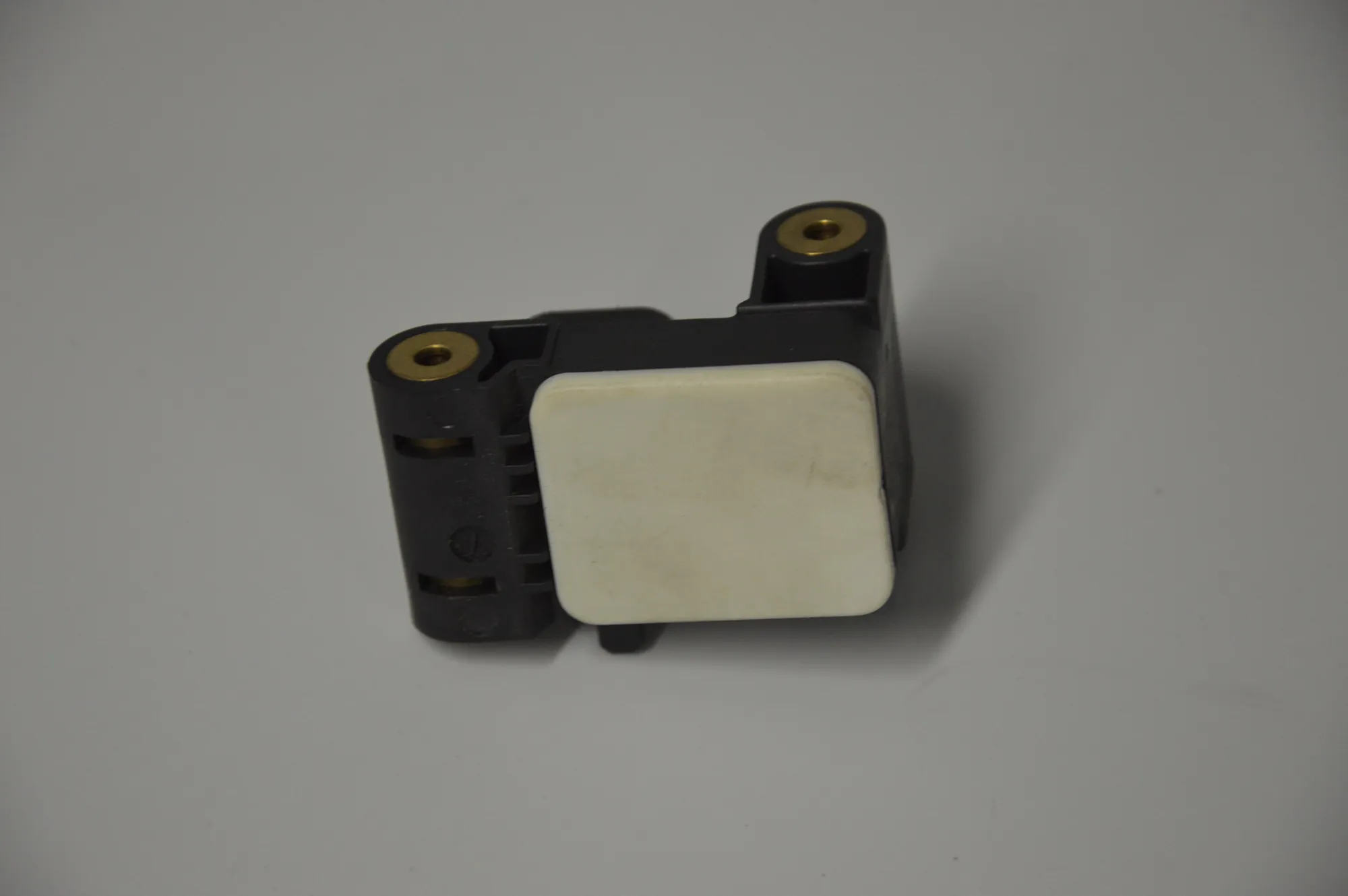 Front Right Impact Sensor – OEM 6911003 · BMW 1 (E87) 118 d 2010 – 3