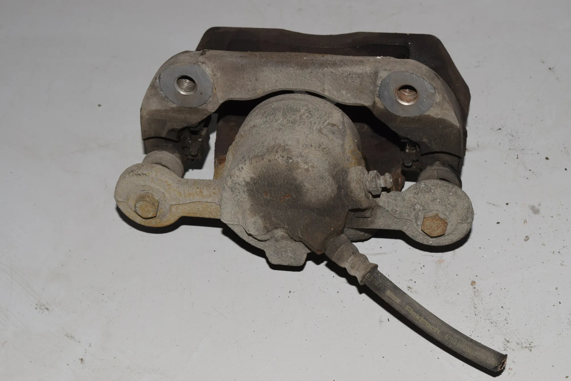 Front Right Brake Caliper · BMW 1 (E87) 118 d 2010 – 3
