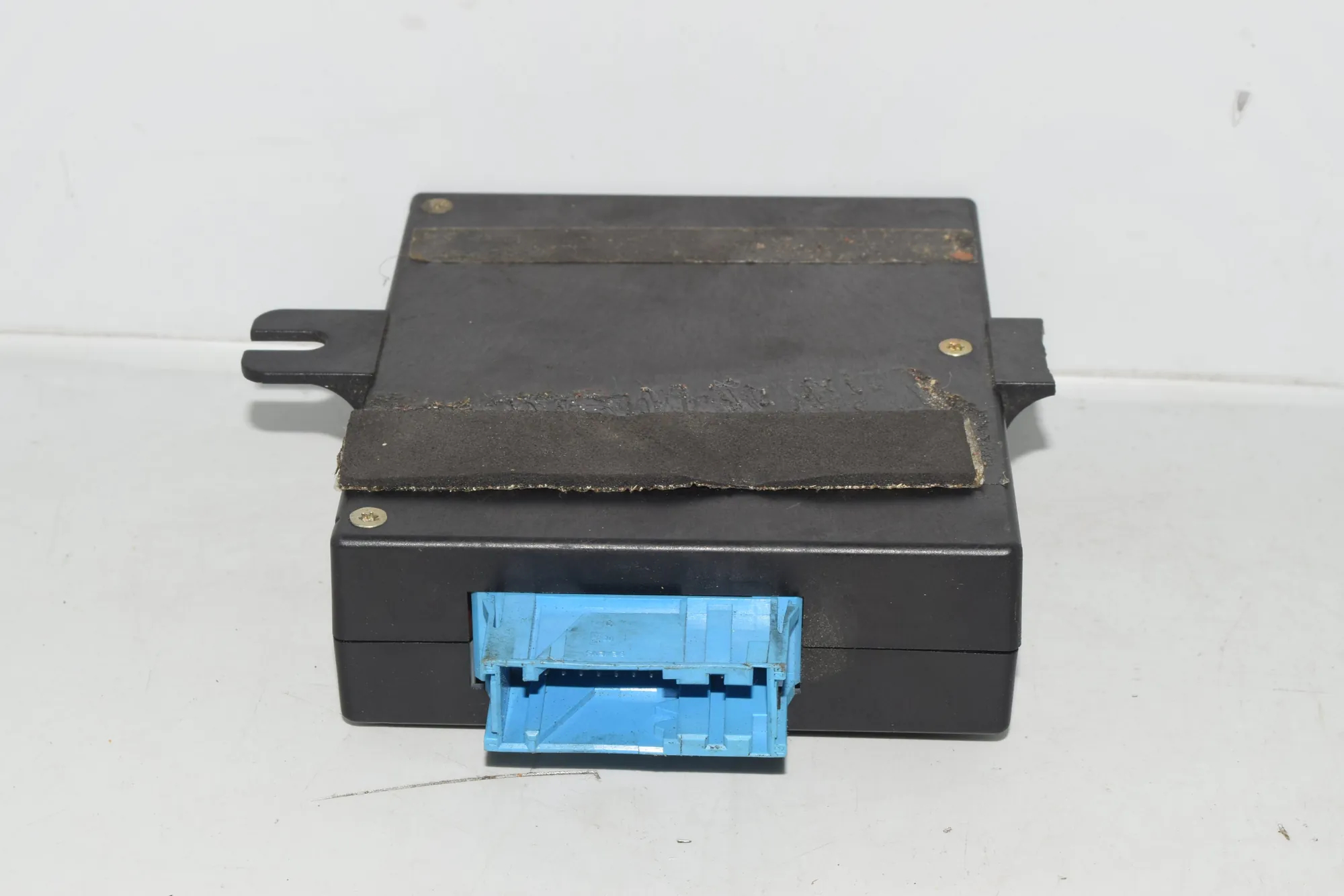 Other Control Units – OEM 6904031 · BMW 7 (E38) BMW 7 (E38) 740 i, iL 2000