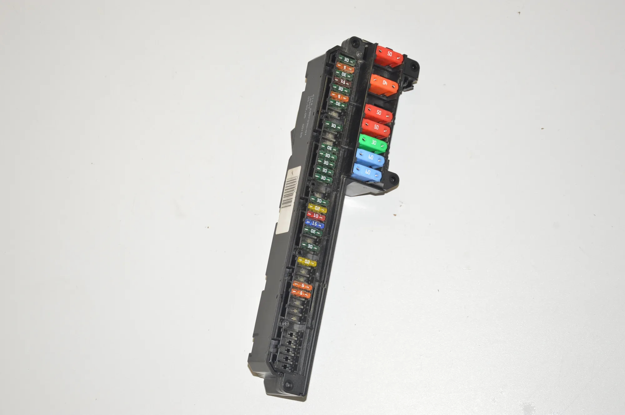 Fuse Box – OEM 6957330 · BMW 5 (E60) 523 i 2005