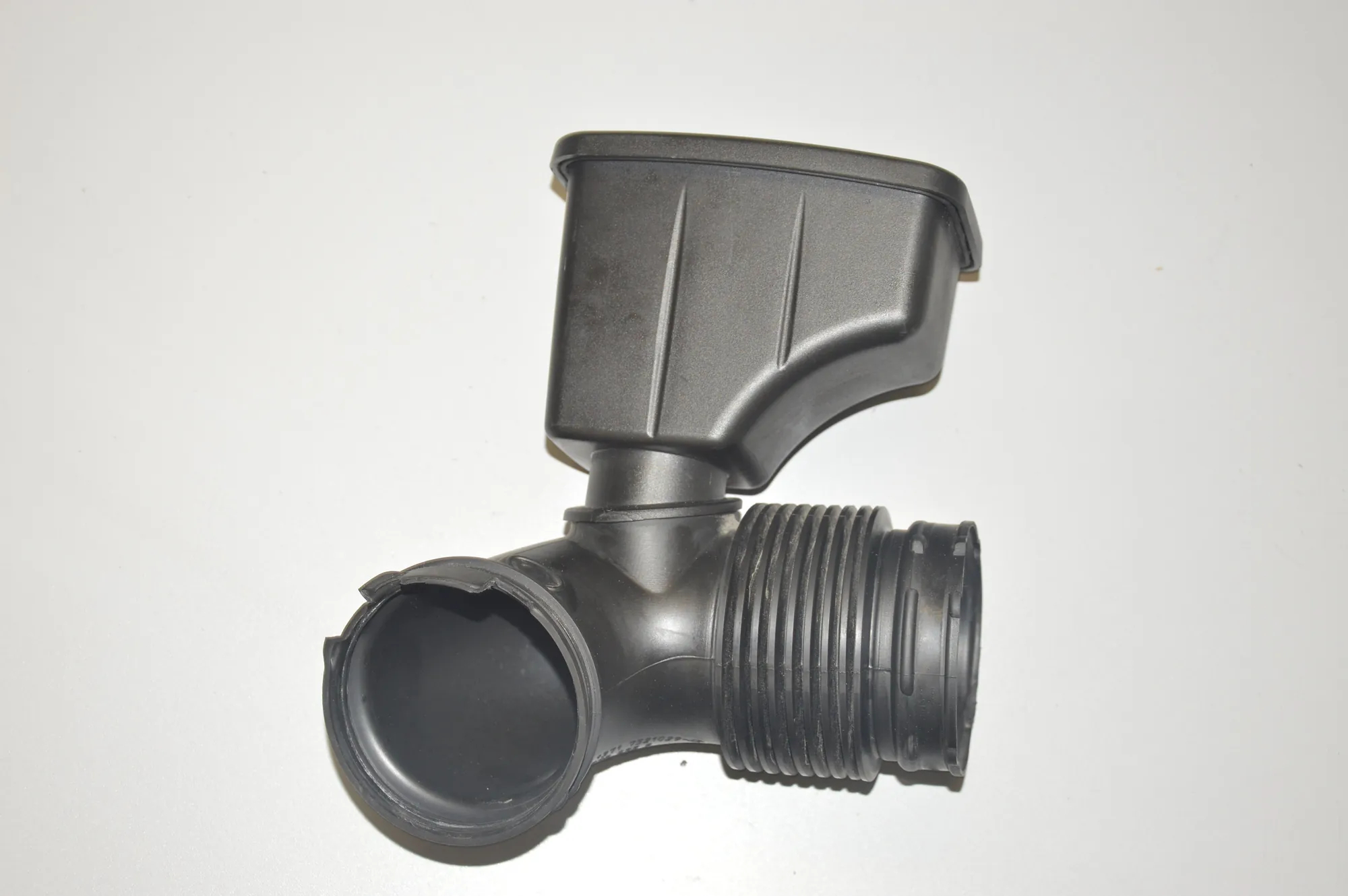 Pipe Hose – OEM 7521029 · BMW 5 (E60) 523 i 2005 – 2