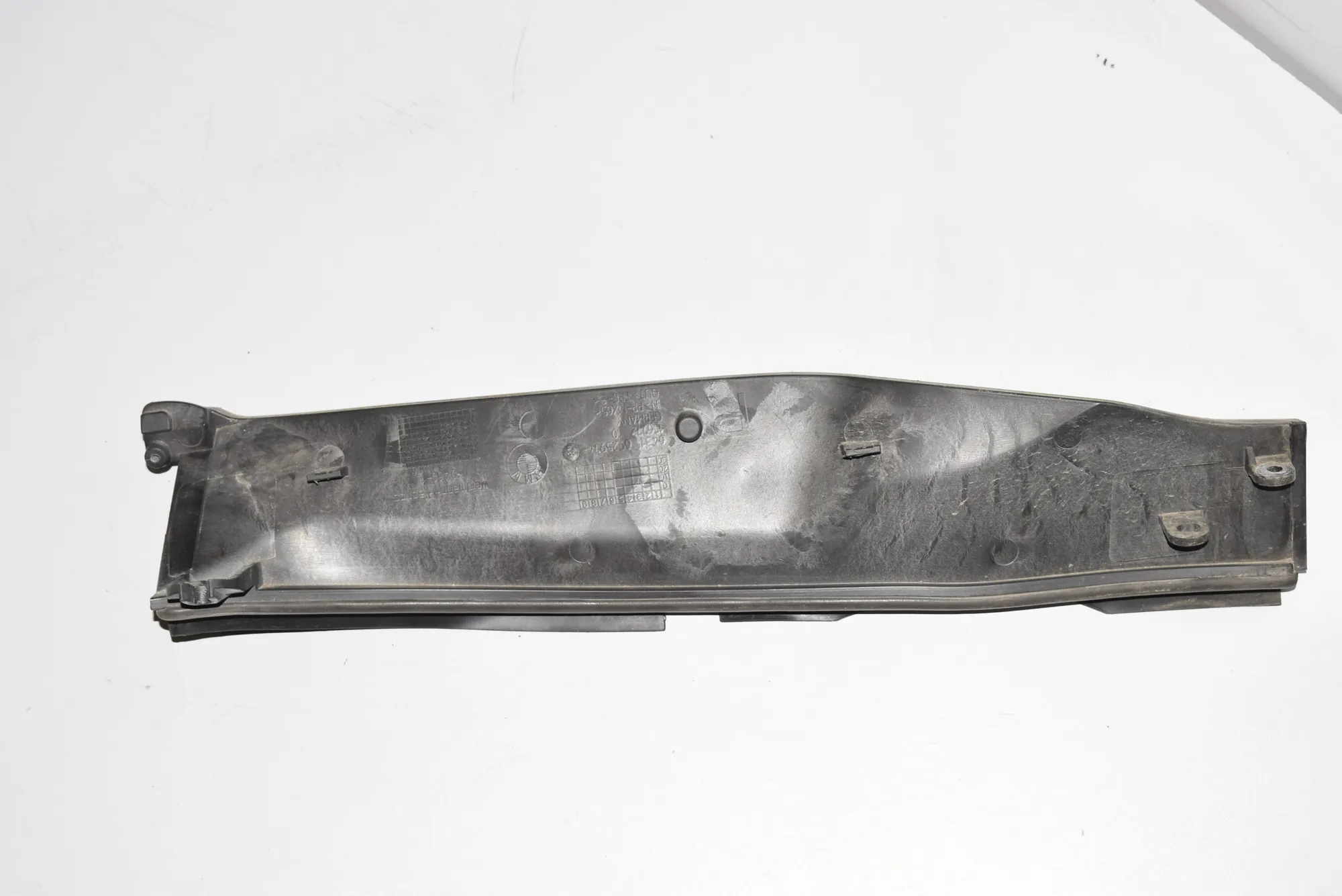 Other Body Parts – OEM 6925974 · BMW 3 (E90) 325 d 2010 – 2