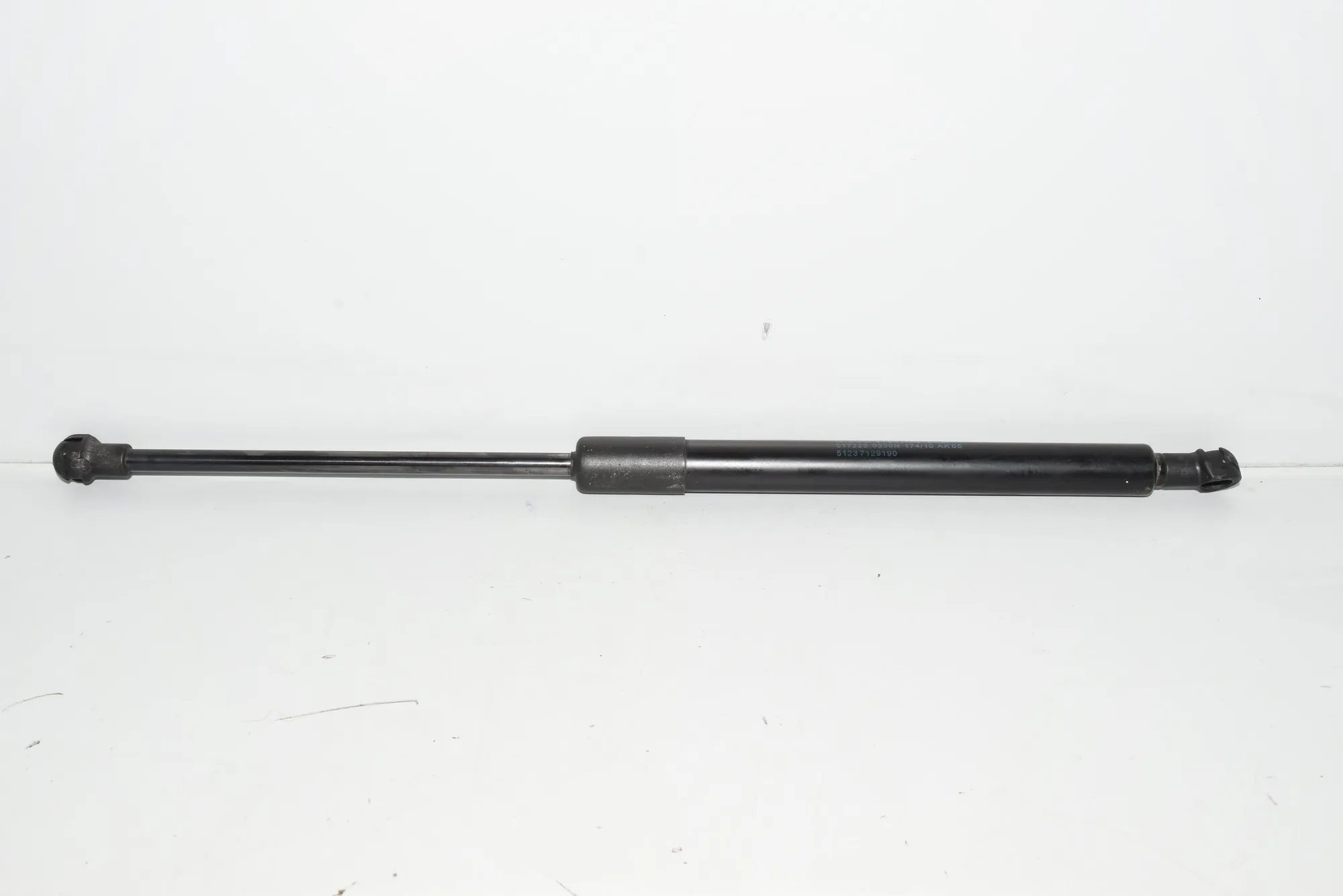 Front Right Bonnet Strut – OEM 7129190 · BMW 3 (E90) 325 d 2010 – 2