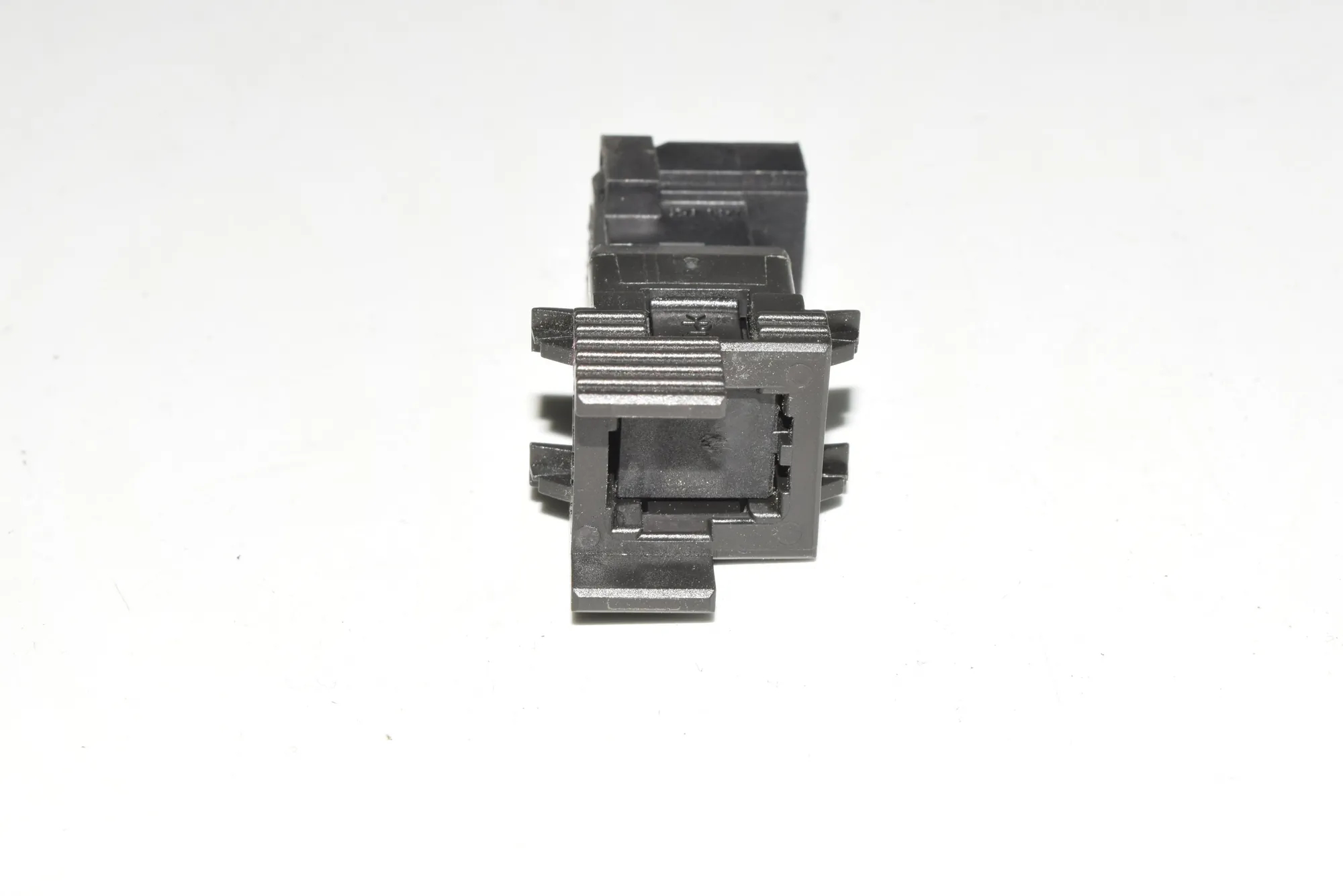Other Control Units – OEM 6967601 · BMW 3 (E90) 325 d 2010 – 4