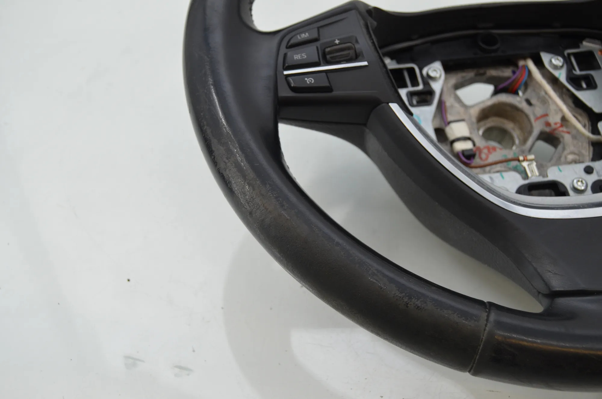 Steering Wheel – OEM 6790891 · BMW 5 Touring (F11) 530 d 2012 – 6