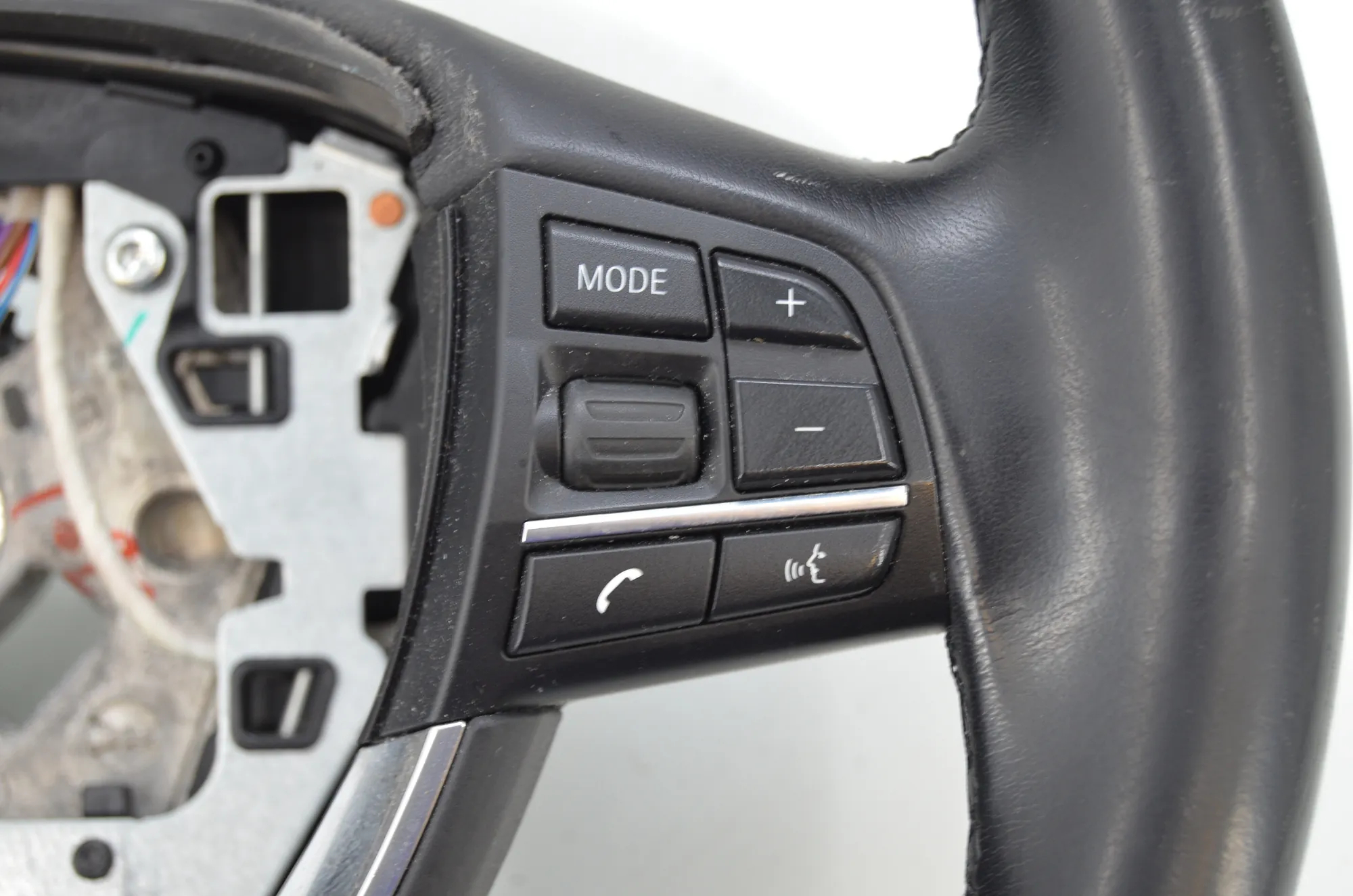 Steering Wheel – OEM 6790891 · BMW 5 Touring (F11) 530 d 2012 – 3