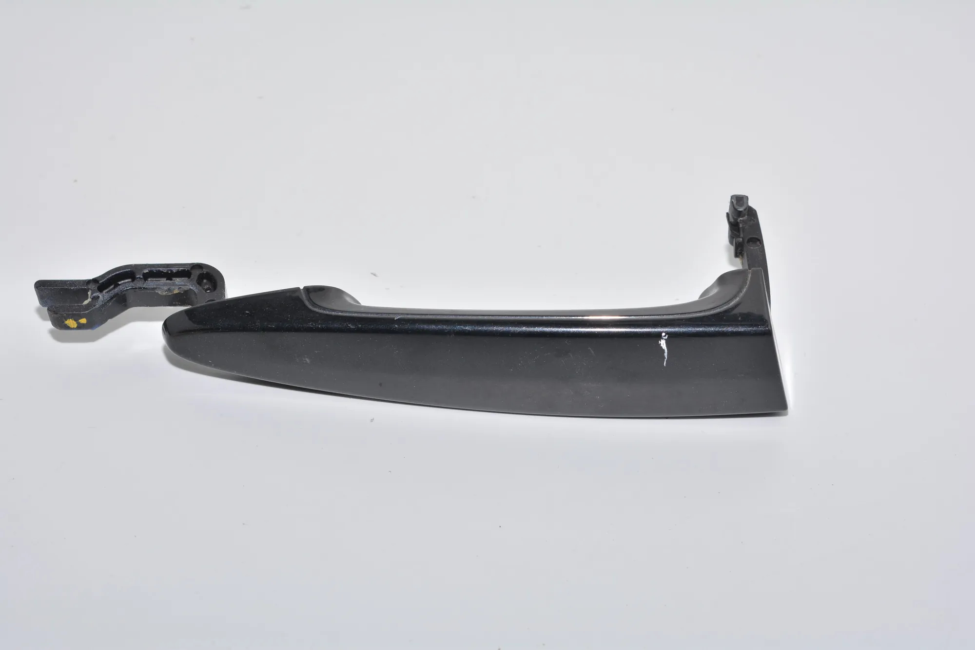 Front Right Door Exterior Handle – OEM NA · BMW 3 (E90) 325 d 2010