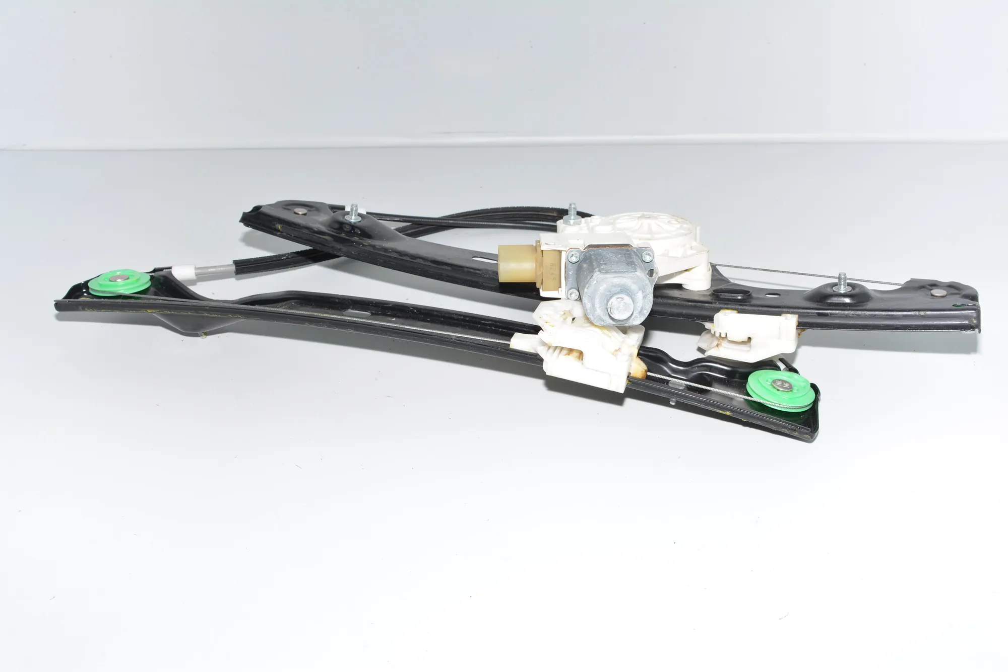 Front Right Door Window Regulator – OEM 0130822227 · BMW 3 (E90) 325 d 2010 – 3